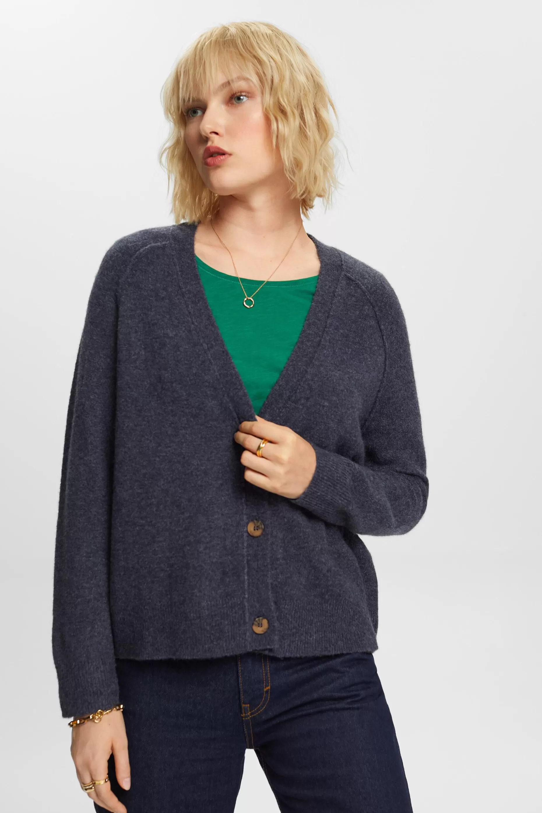 ESPRIT Buttoned V-neck cardigan, wool blend at our Online Shop *Women Sweaters