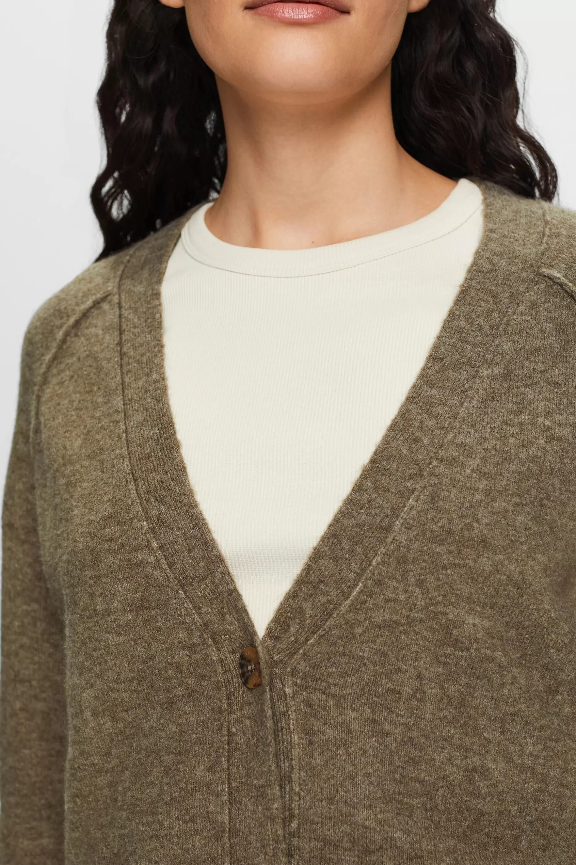 ESPRIT Buttoned V-neck cardigan, wool blend at our Online Shop *Women Sweaters