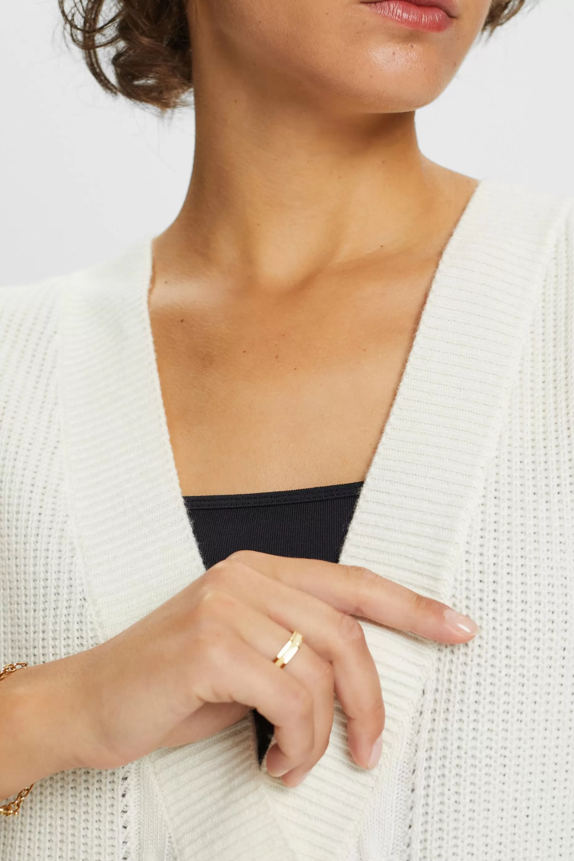 ESPRIT Cable knit vest, wool blend at our Online Shop *Women Tops