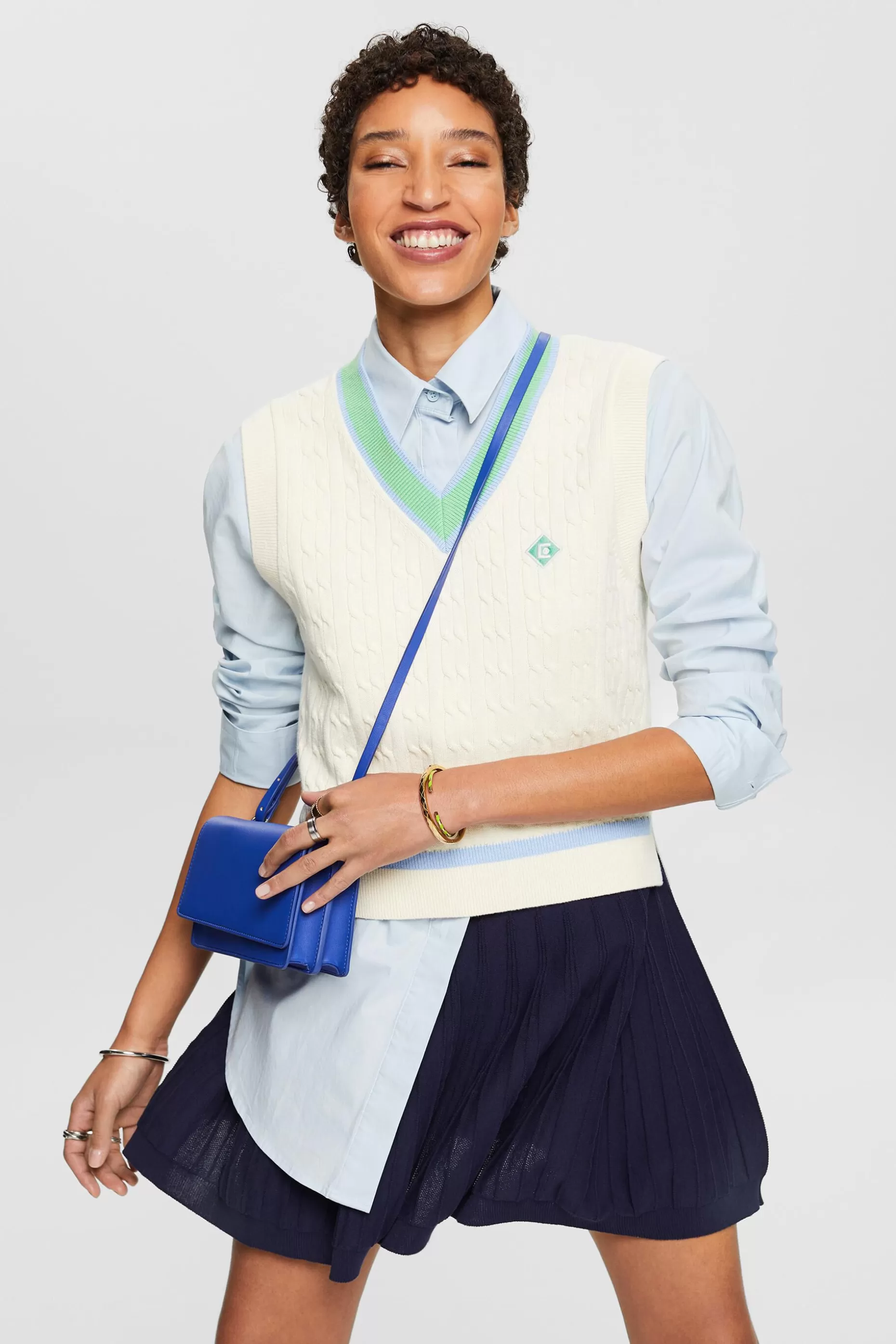 ESPRIT Cable-Knit V-Neck Sweater Vest at our Online Shop *Women Sweaters