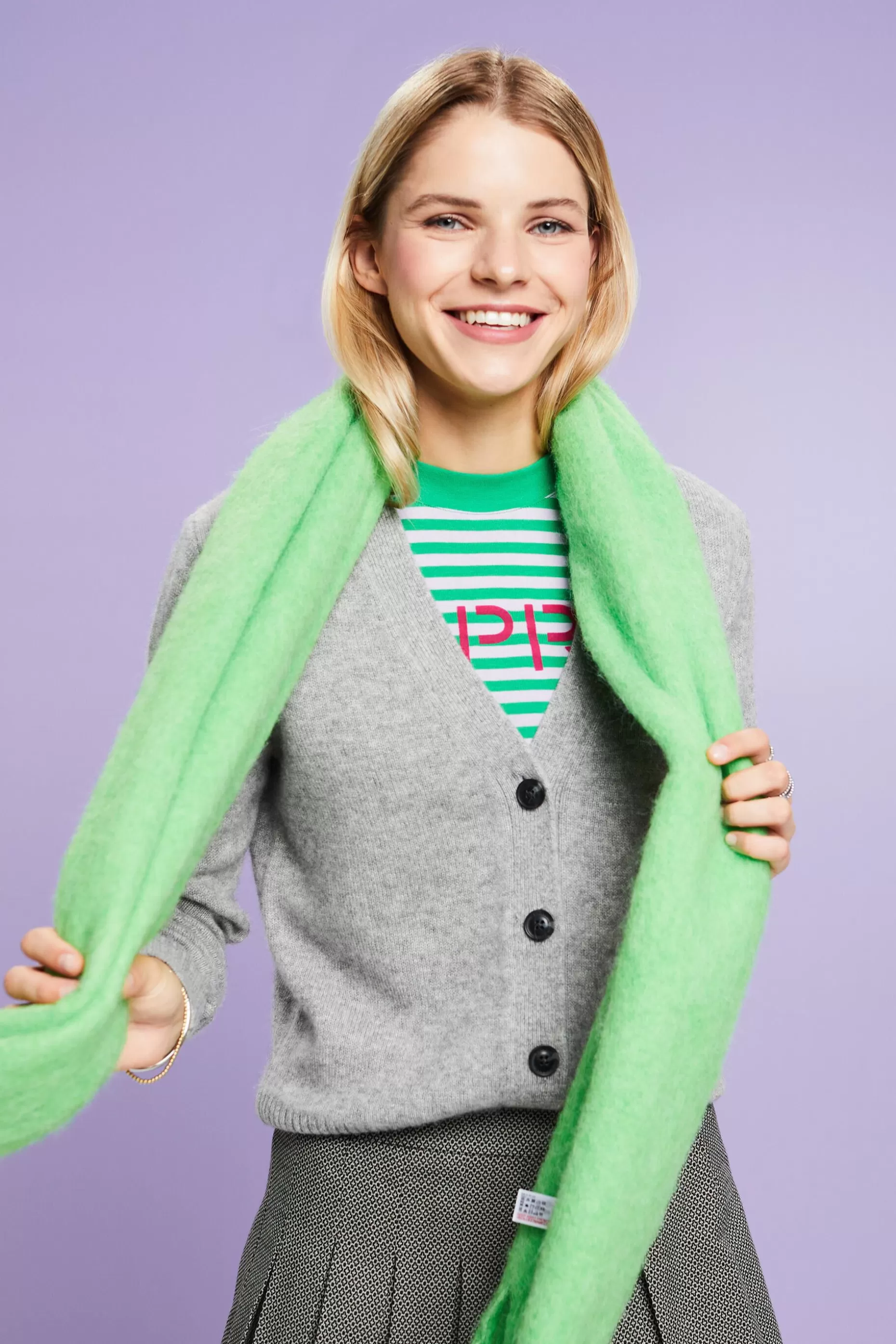 ESPRIT Cashmere V-Neck Cardigan at our Online Shop *Women Sweaters