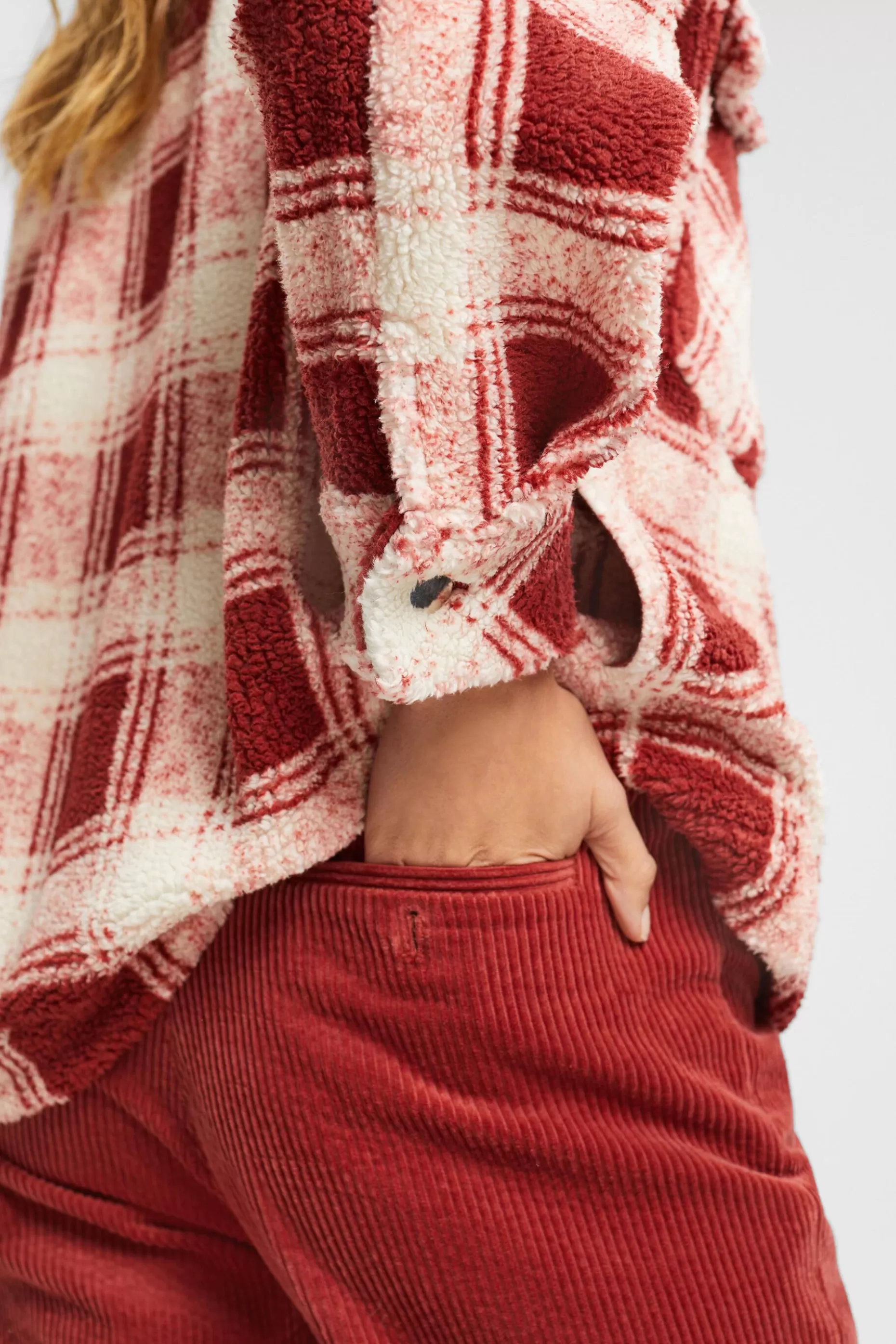 ESPRIT Checked teddy borg shacket at our Online Shop *Women Jackets + Coats