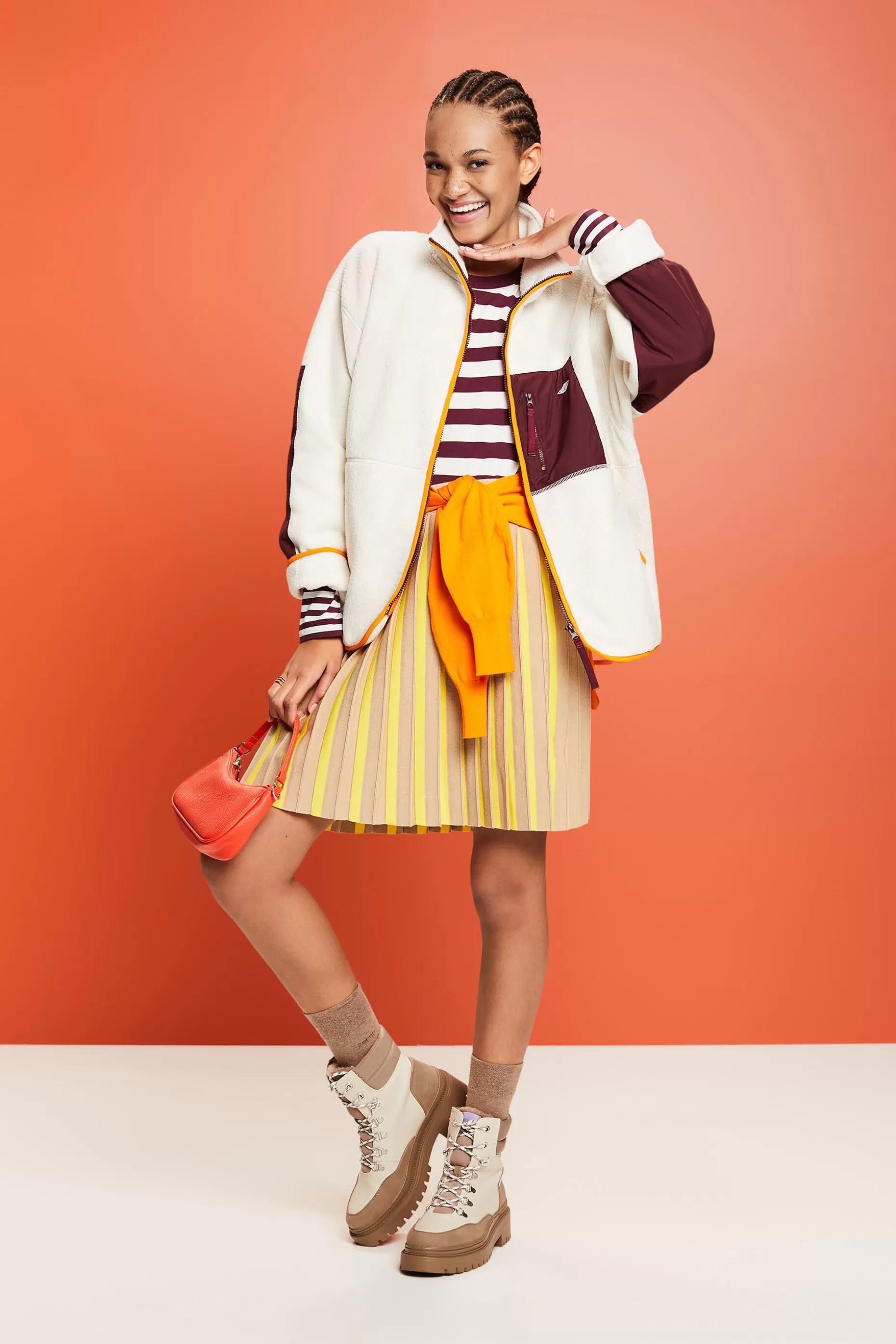 ESPRIT Colorblock Fleece Jacket at our Online Shop *Women Sweatshirts + Hoodies