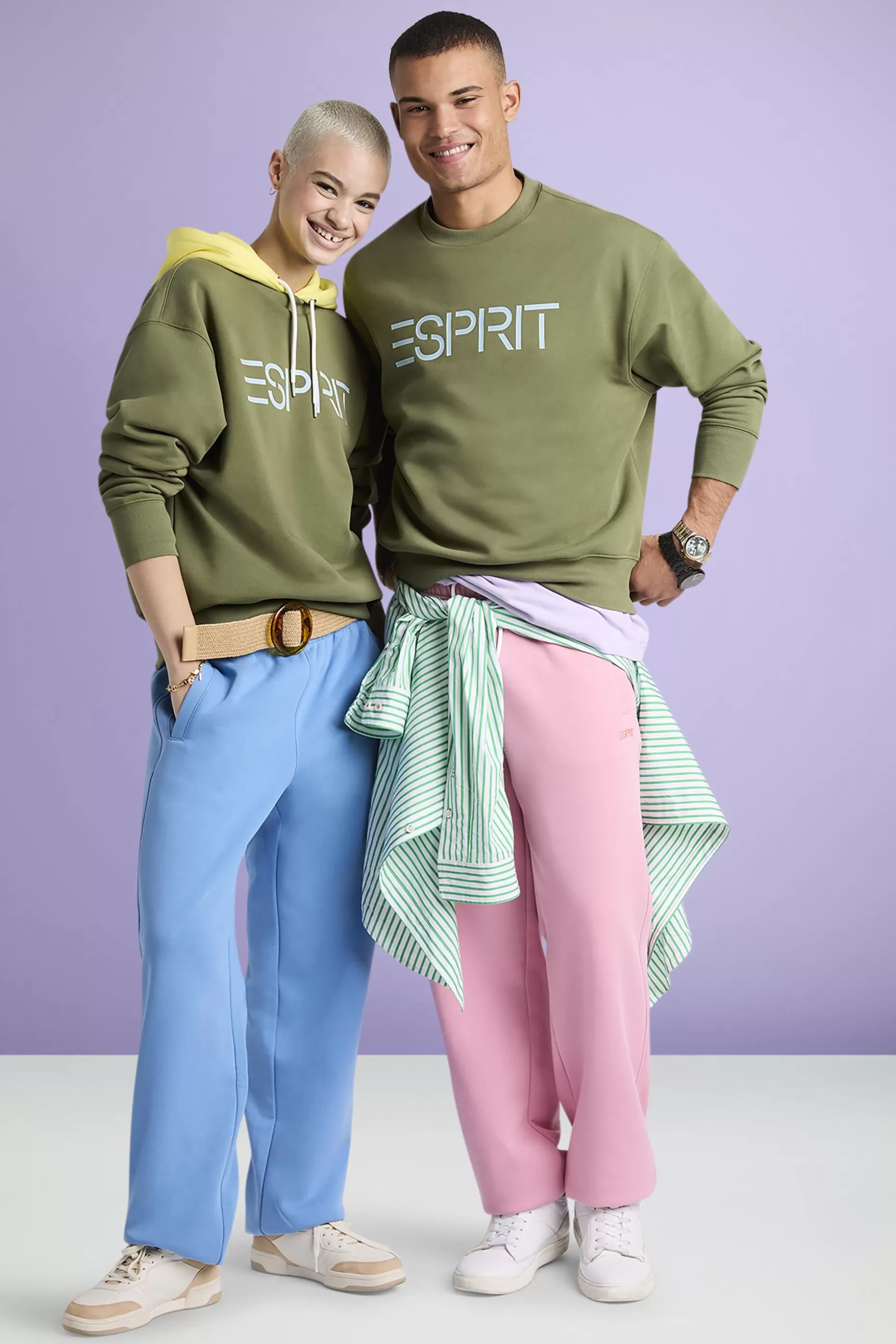 ESPRIT Cotton Fleece Logo Sweatshirt at our Online Shop *Men Sweatshirts + Hoodies