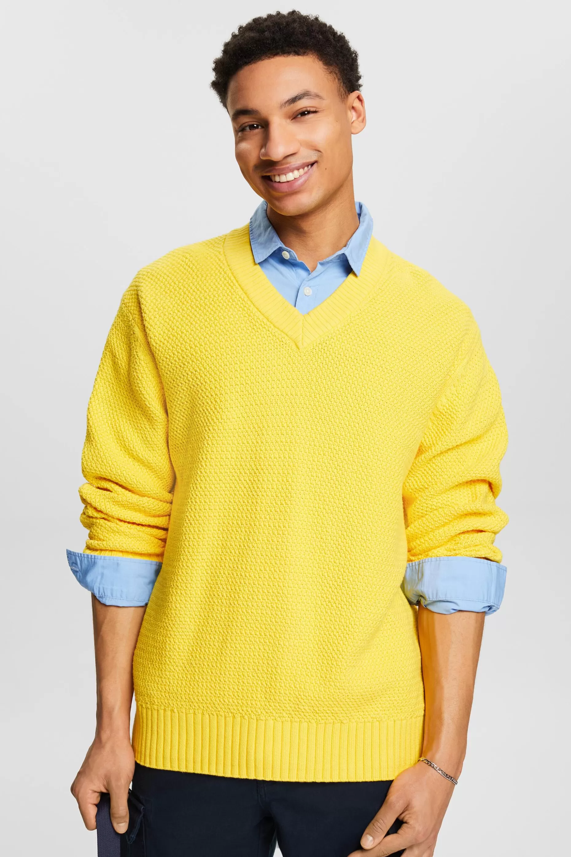 ESPRIT Cotton V-Neck Sweater at our Online Shop *Men Sweaters