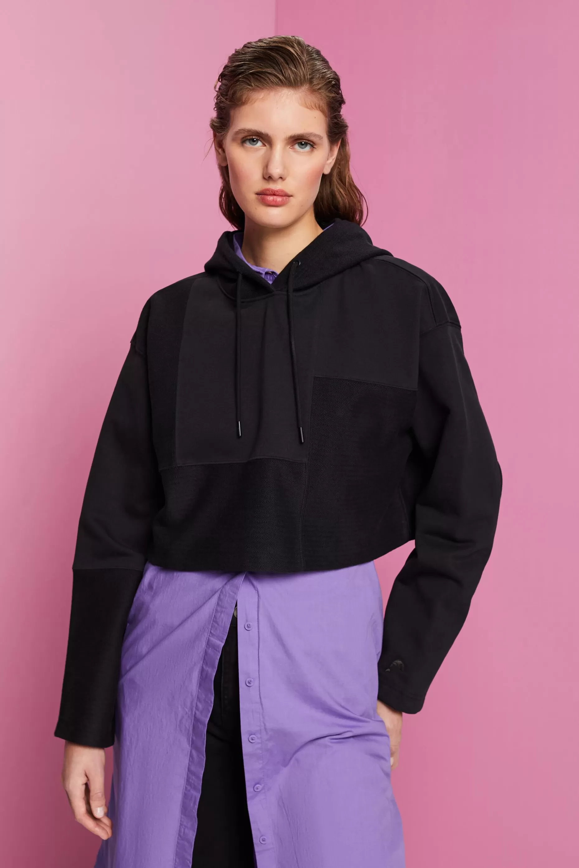 ESPRIT Cropped patchwork hoodie at our Online Shop *Women Tops