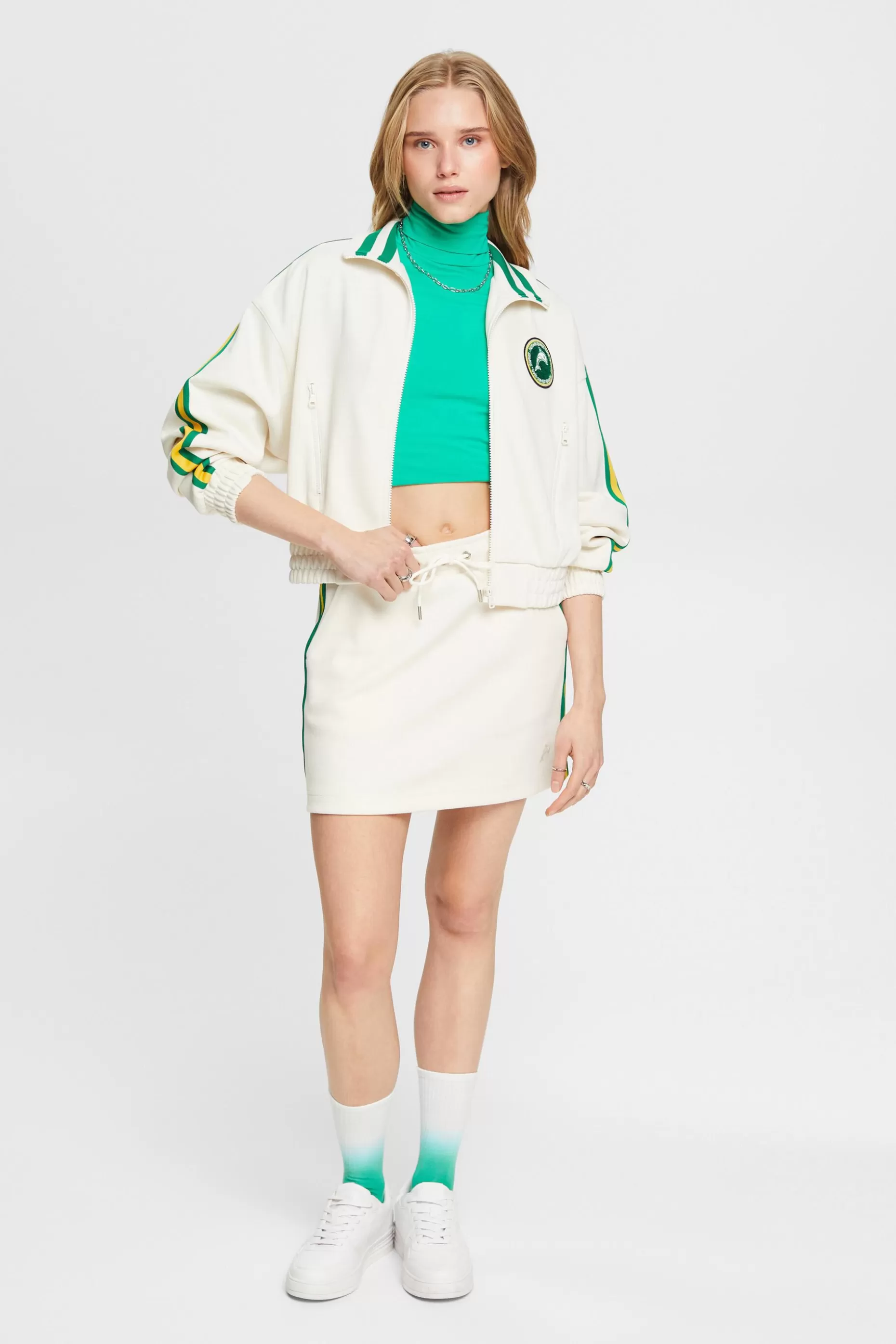 ESPRIT Cropped track style jacket at our Online Shop *Women Jackets + Coats