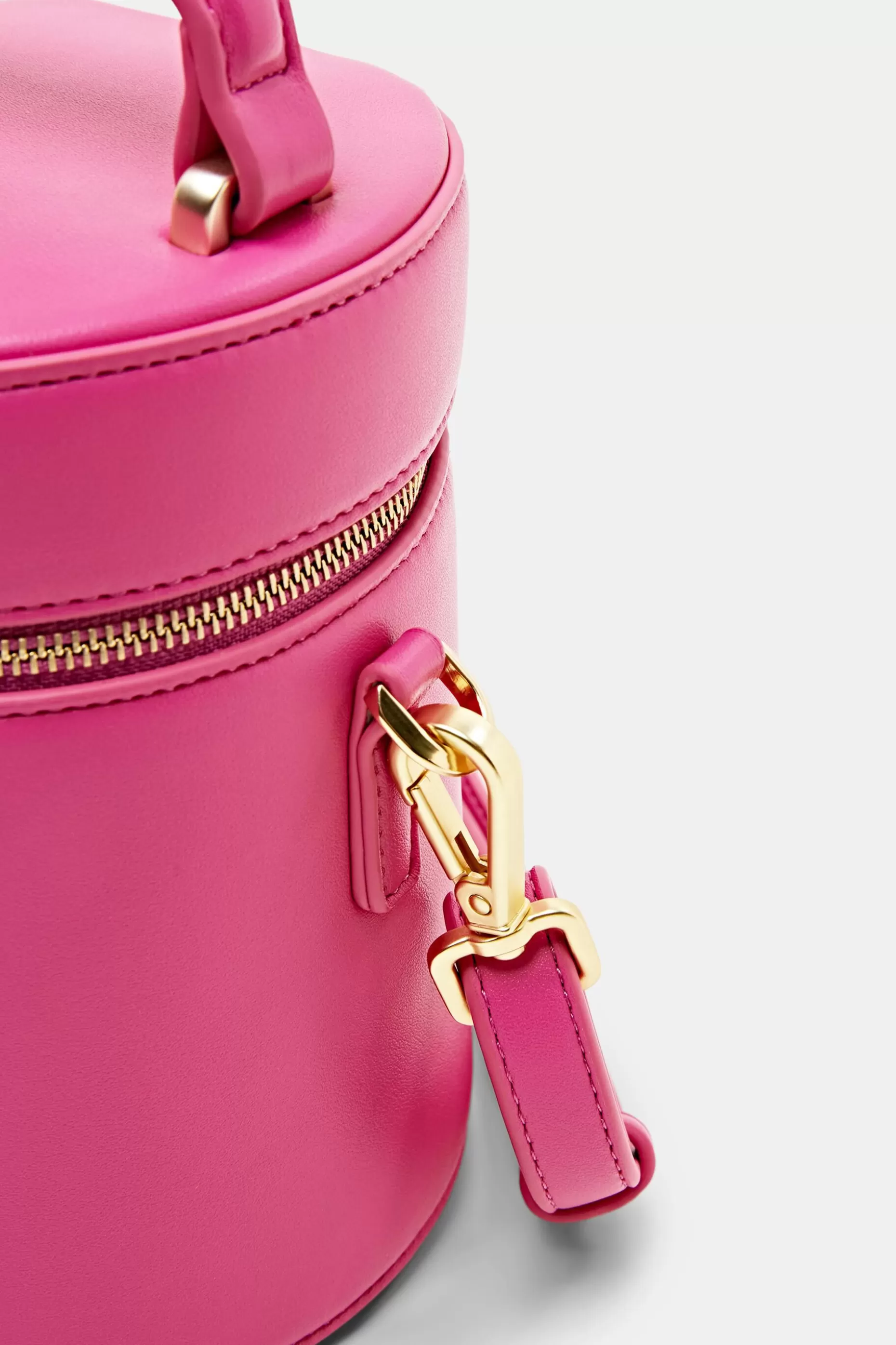 ESPRIT Cylindrical Bucket Bag at our Online Shop *Women Bags