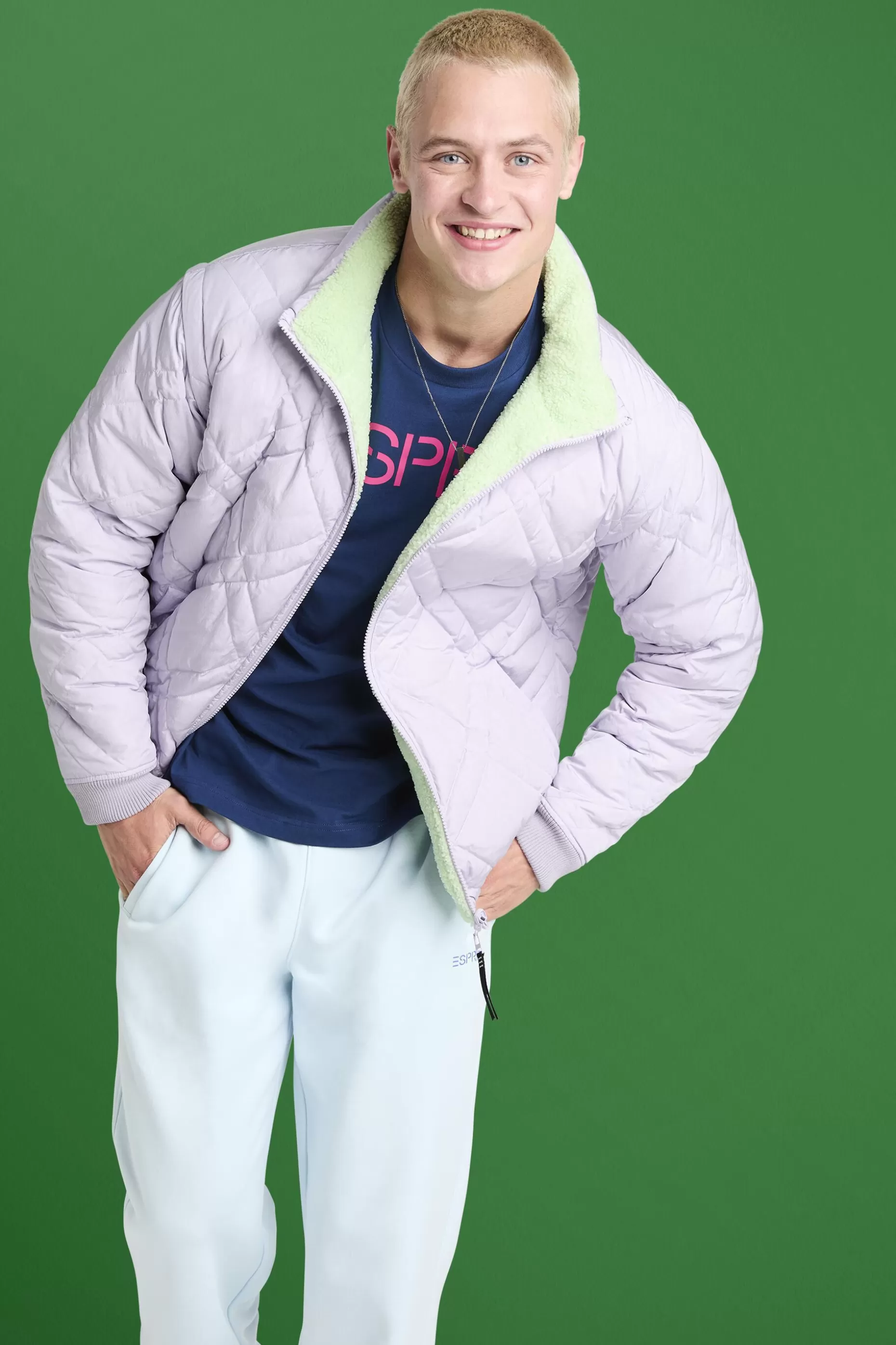 ESPRIT Detachable Sleeve Reversible Quilted Jacket at our Online Shop *Men Jackets + Coats