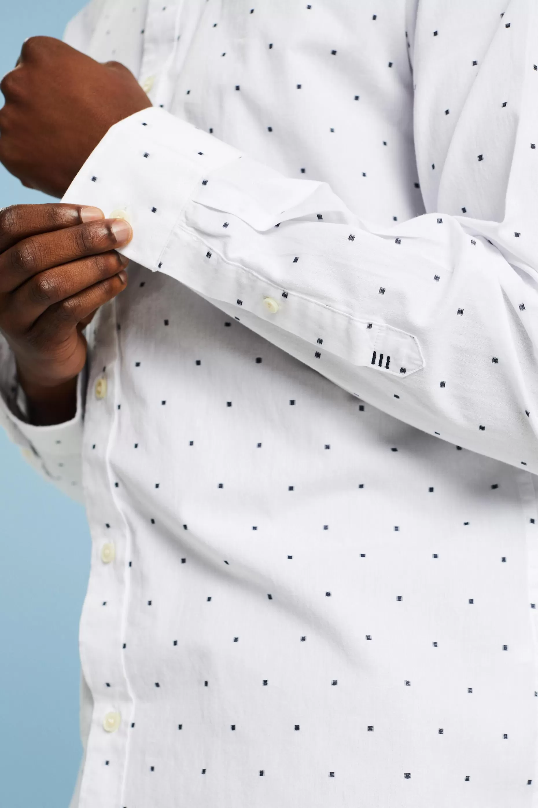 ESPRIT Embroidered Cotton Slim Fit Shirt at our Online Shop *Men Shirts