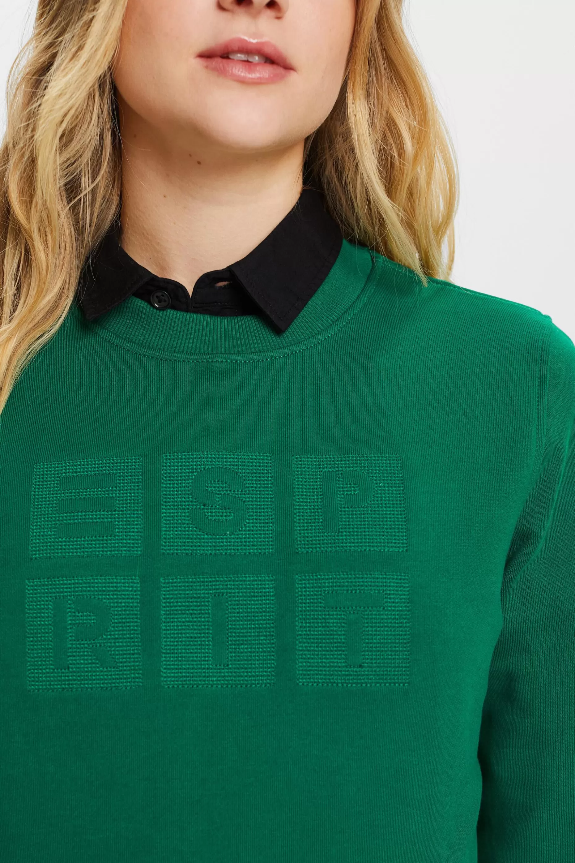 ESPRIT Embroidered logo sweatshirt, organic cotton at our Online Shop *Women Tops