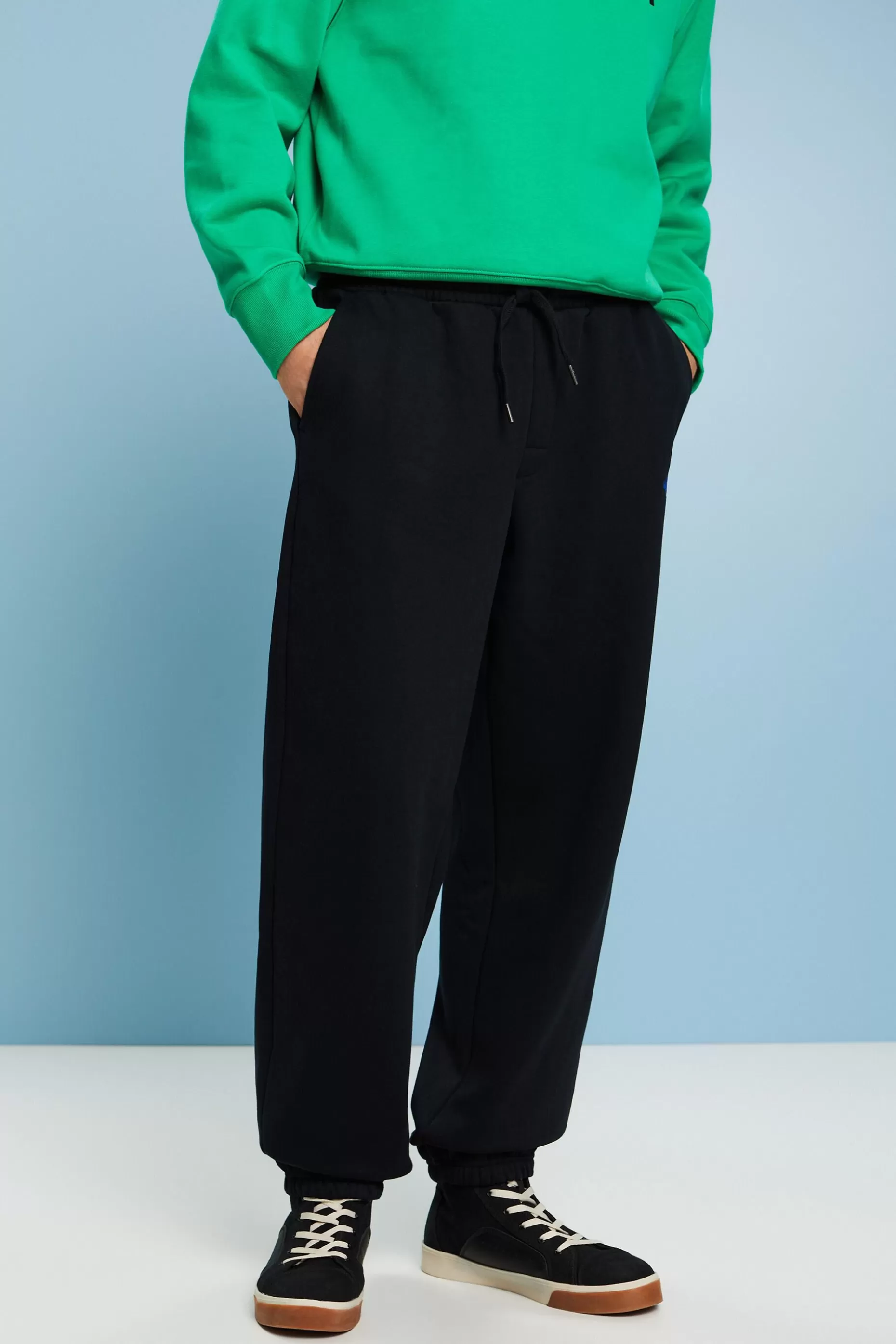ESPRIT Embroidered Sweatpants at our Online Shop *Men Pants + Joggers