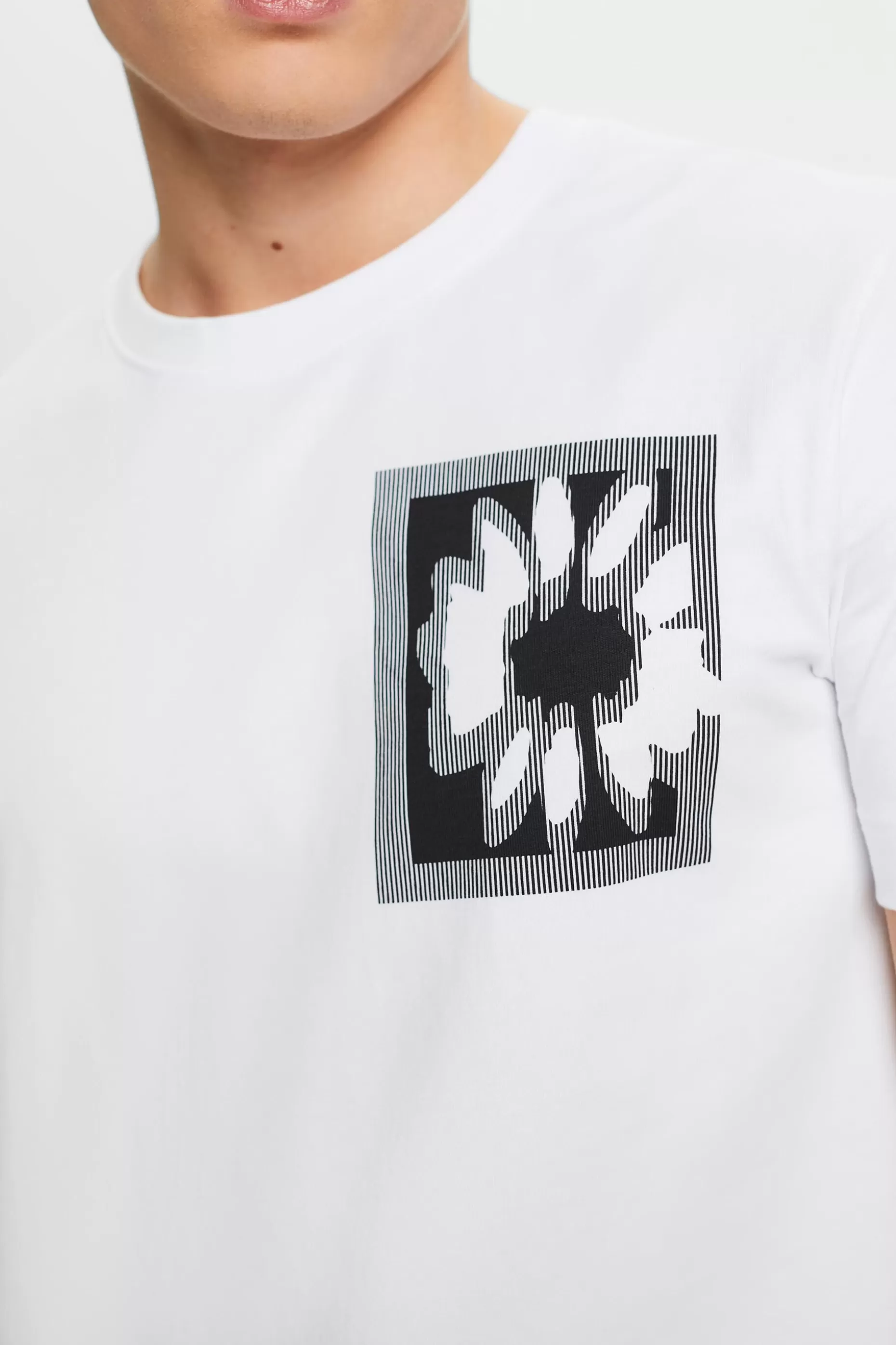 ESPRIT Floral Print Logo T-Shirt at our Online Shop *Men T-Shirts + Polos