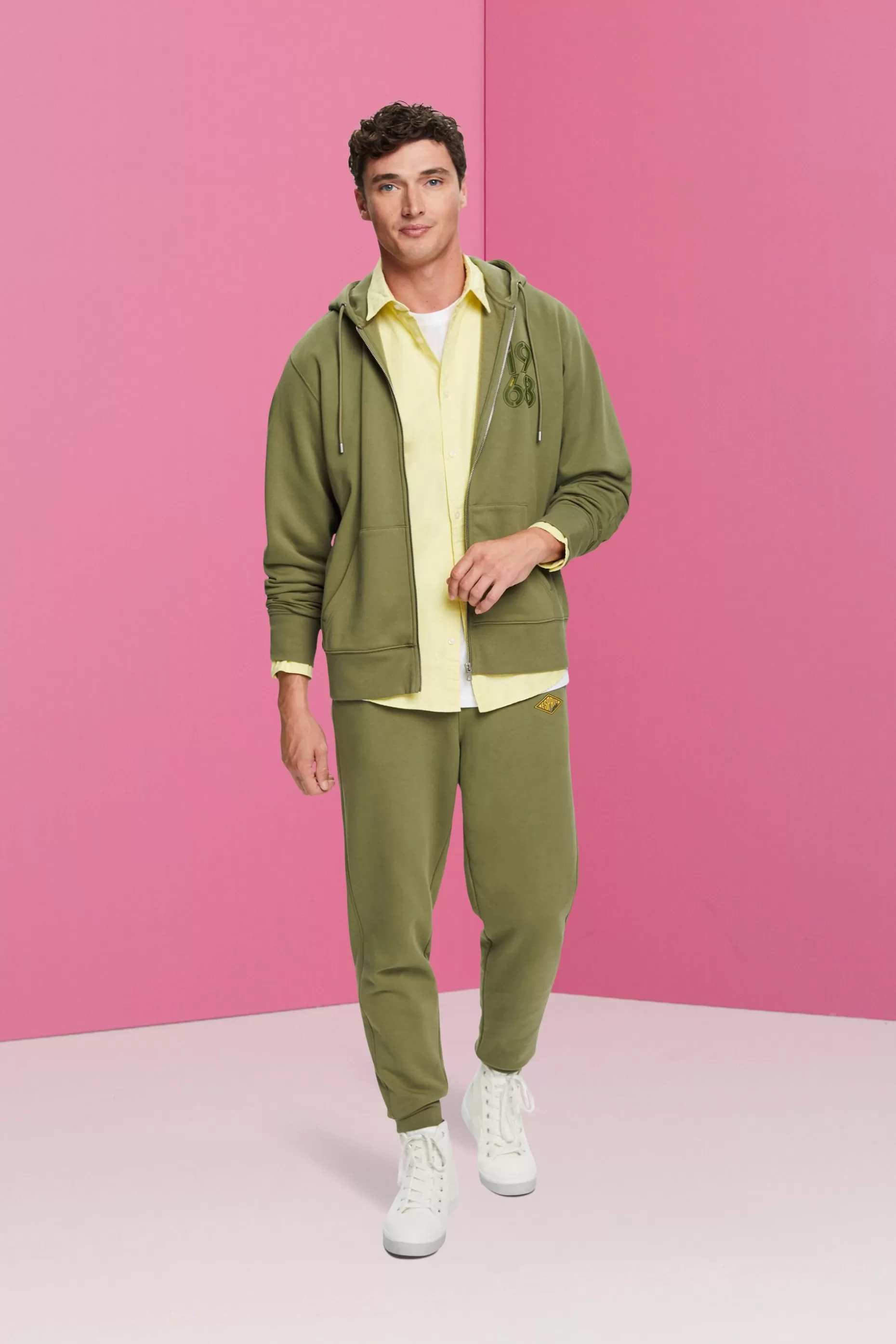 ESPRIT Full-length zip hoodie at our Online Shop *Men Sweatshirts + Hoodies