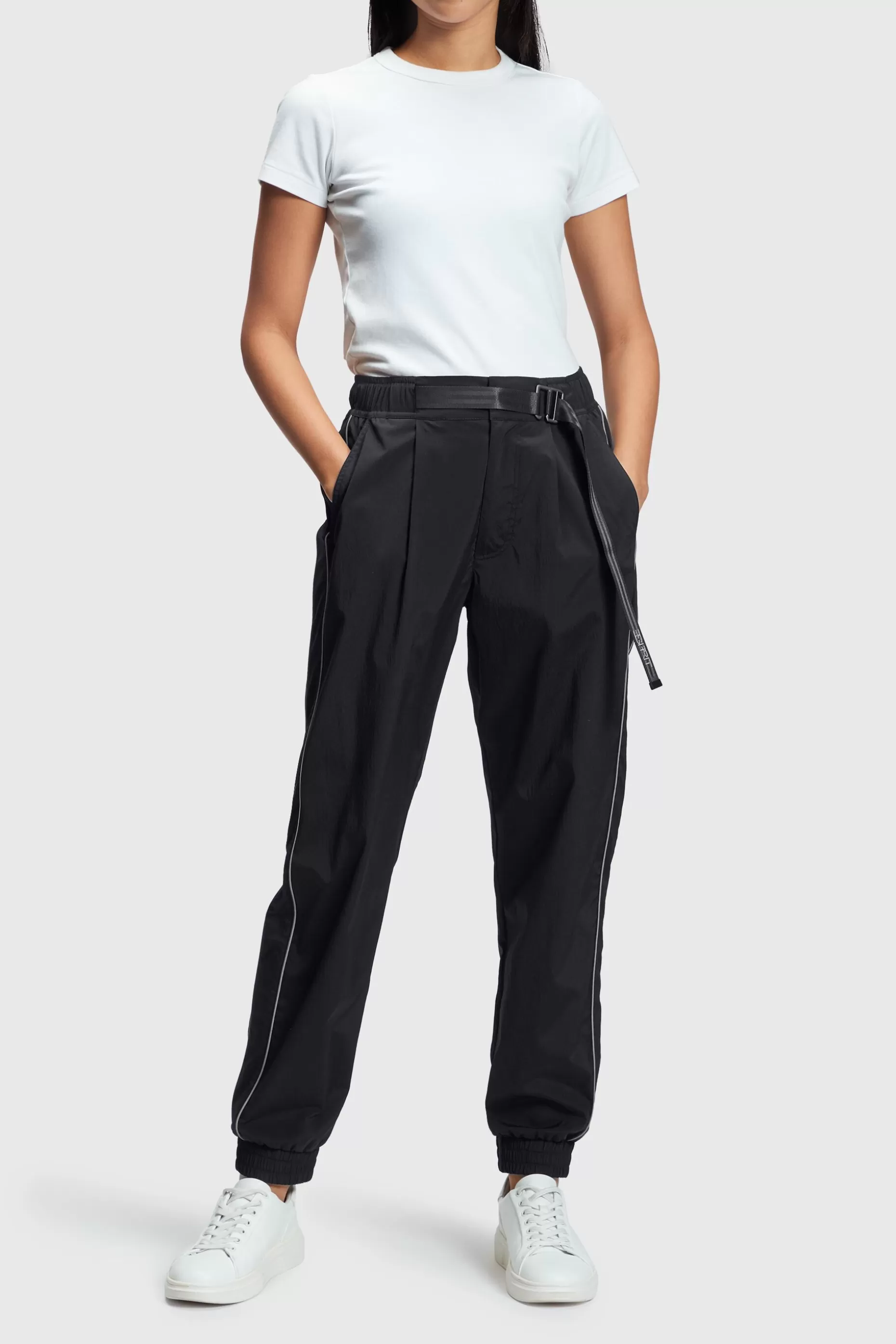 ESPRIT High-rise buckle waisted joggers at our Online Shop *Women Pants + Joggers