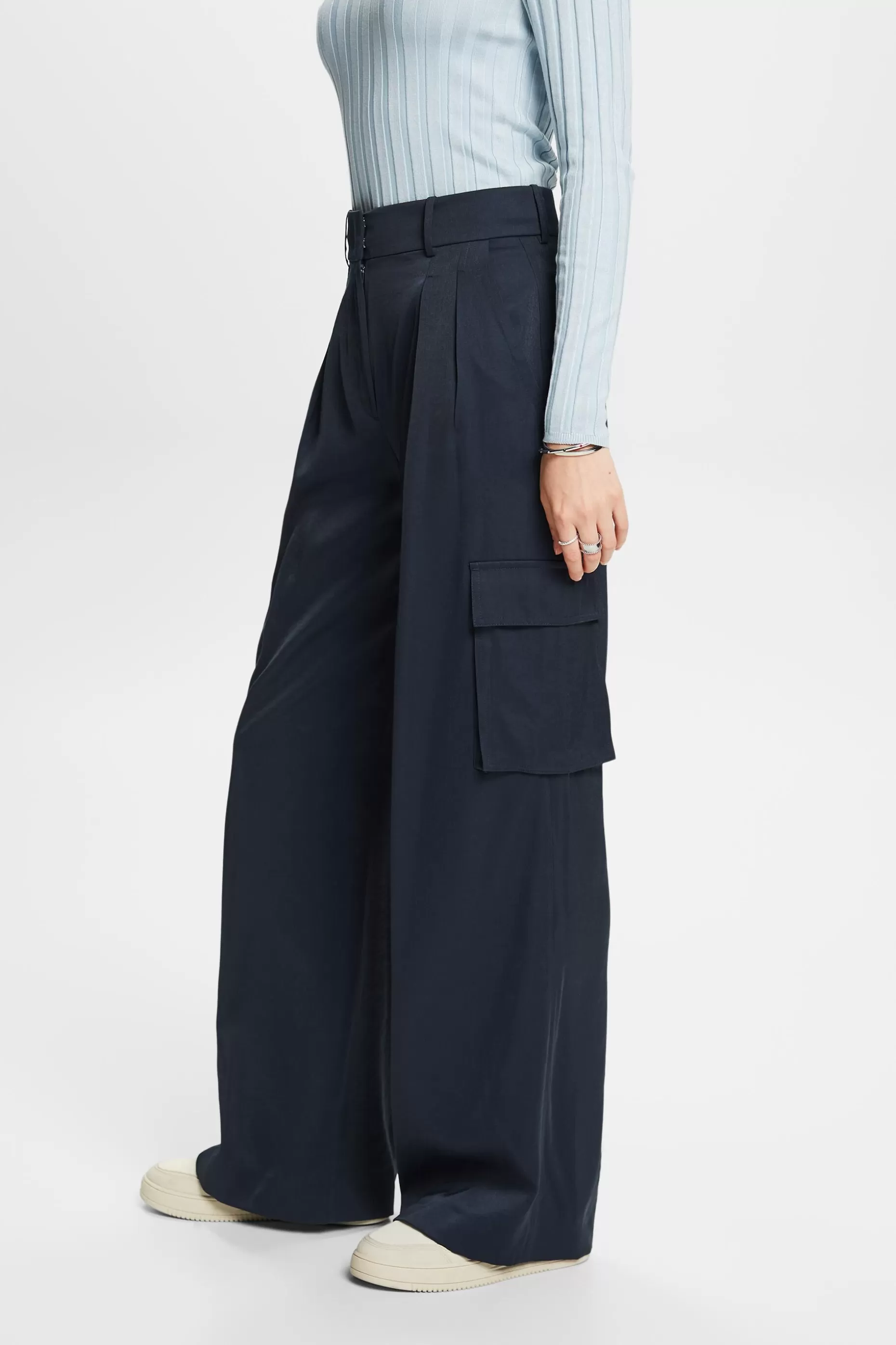 ESPRIT High-Rise Cargo Wide-Leg Pants at our Online Shop *Women Pants + Joggers