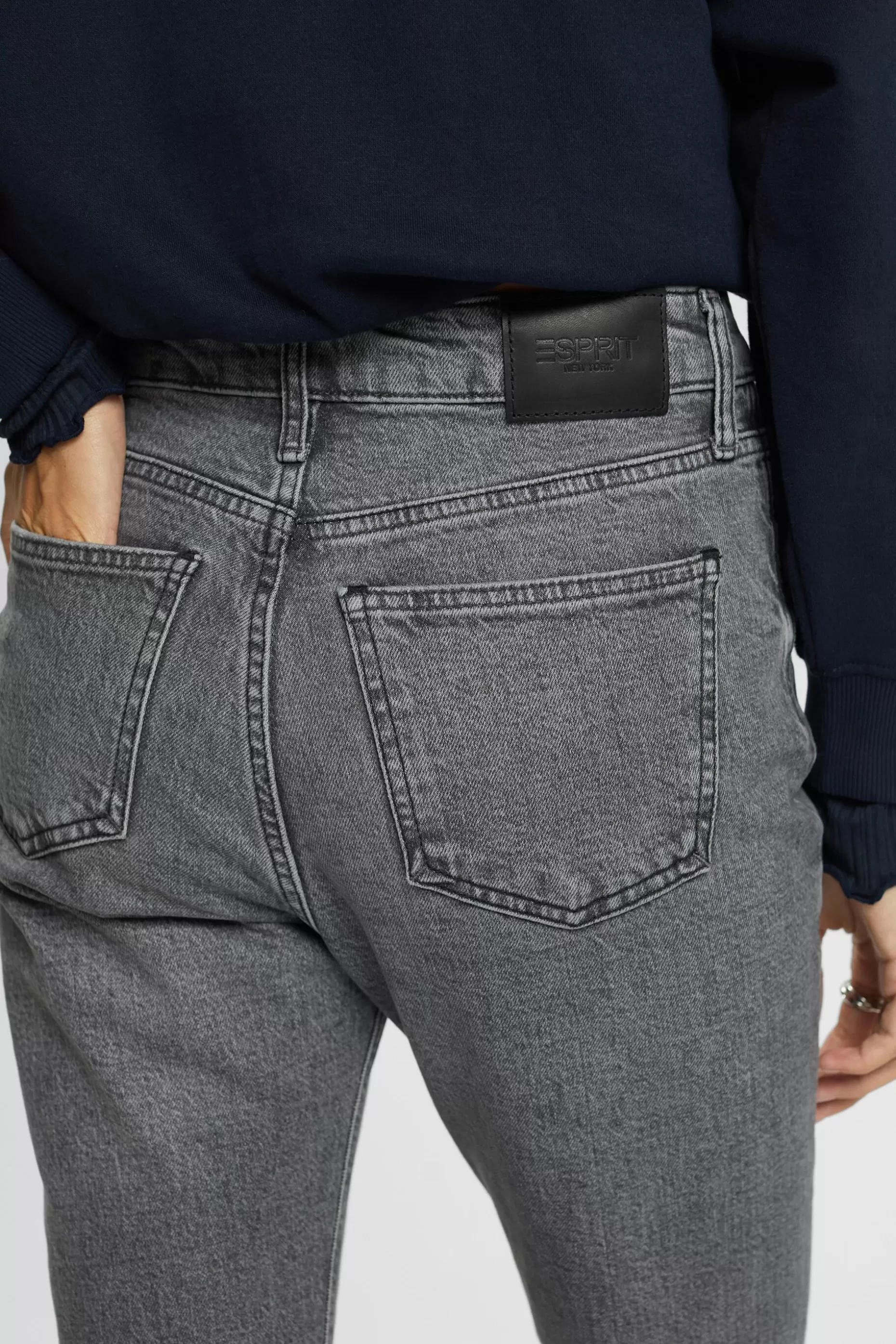 ESPRIT High-rise retro slim fit jeans at our Online Shop * Sale Under $75