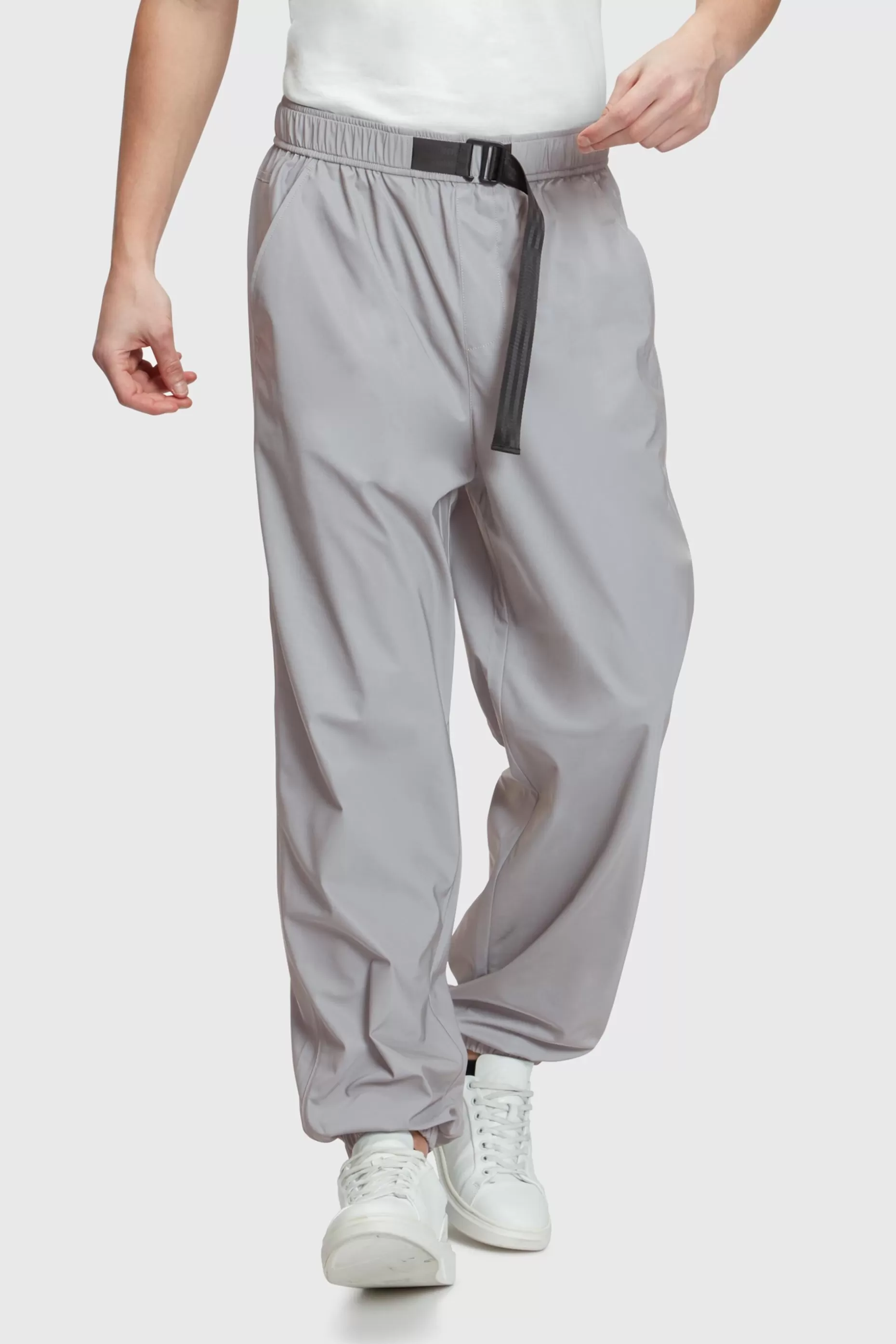 ESPRIT High-rise tapered fit nylon track pants at our Online Shop *Men Pants + Joggers