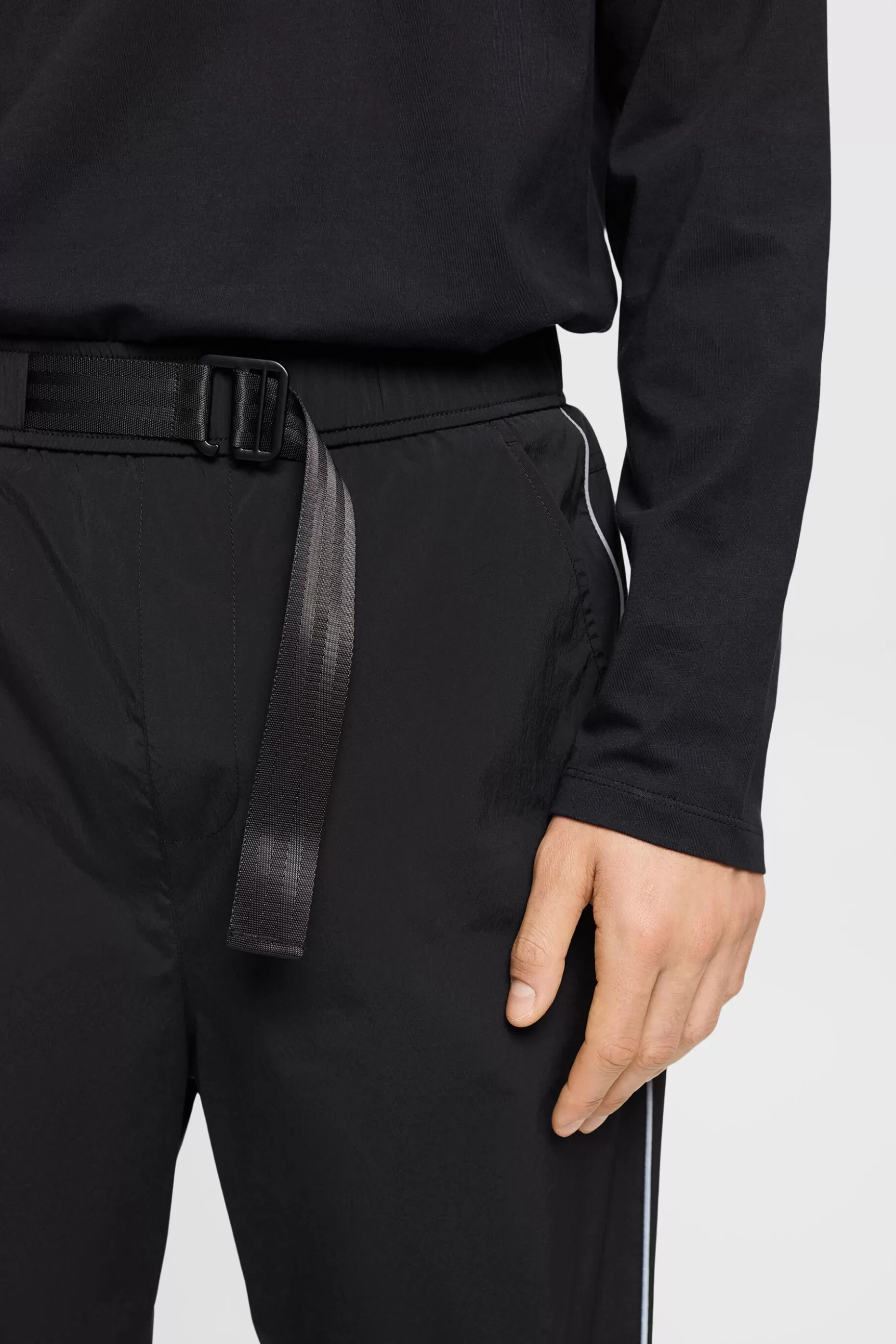 ESPRIT High-rise tapered fit track pants at our Online Shop *Men Bottoms