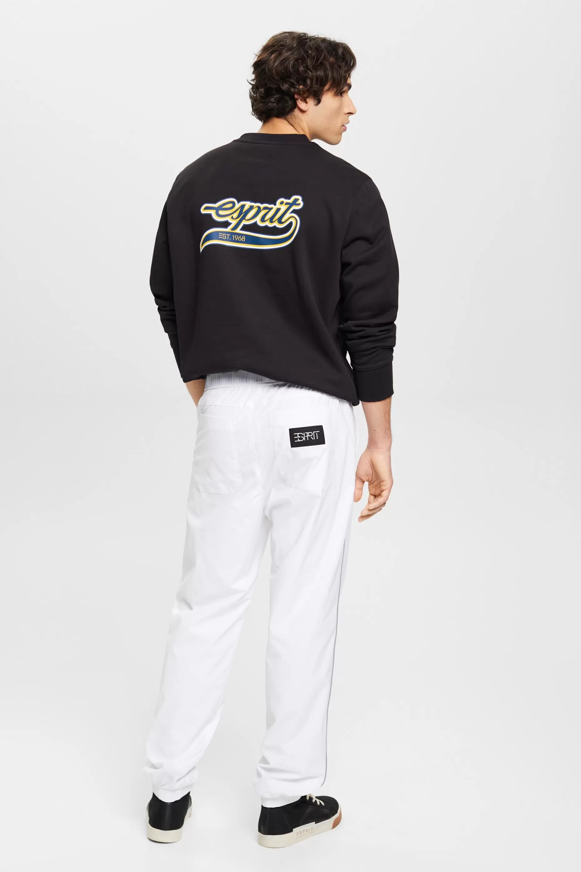 ESPRIT High-rise tapered fit track pants at our Online Shop *Men Pants + Joggers