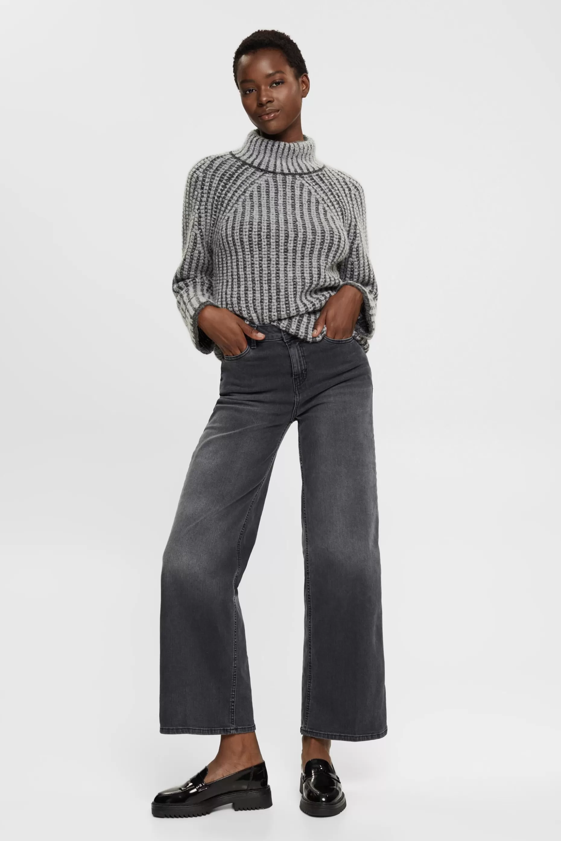ESPRIT High-rise wide leg jeans at our Online Shop *Women Bottoms