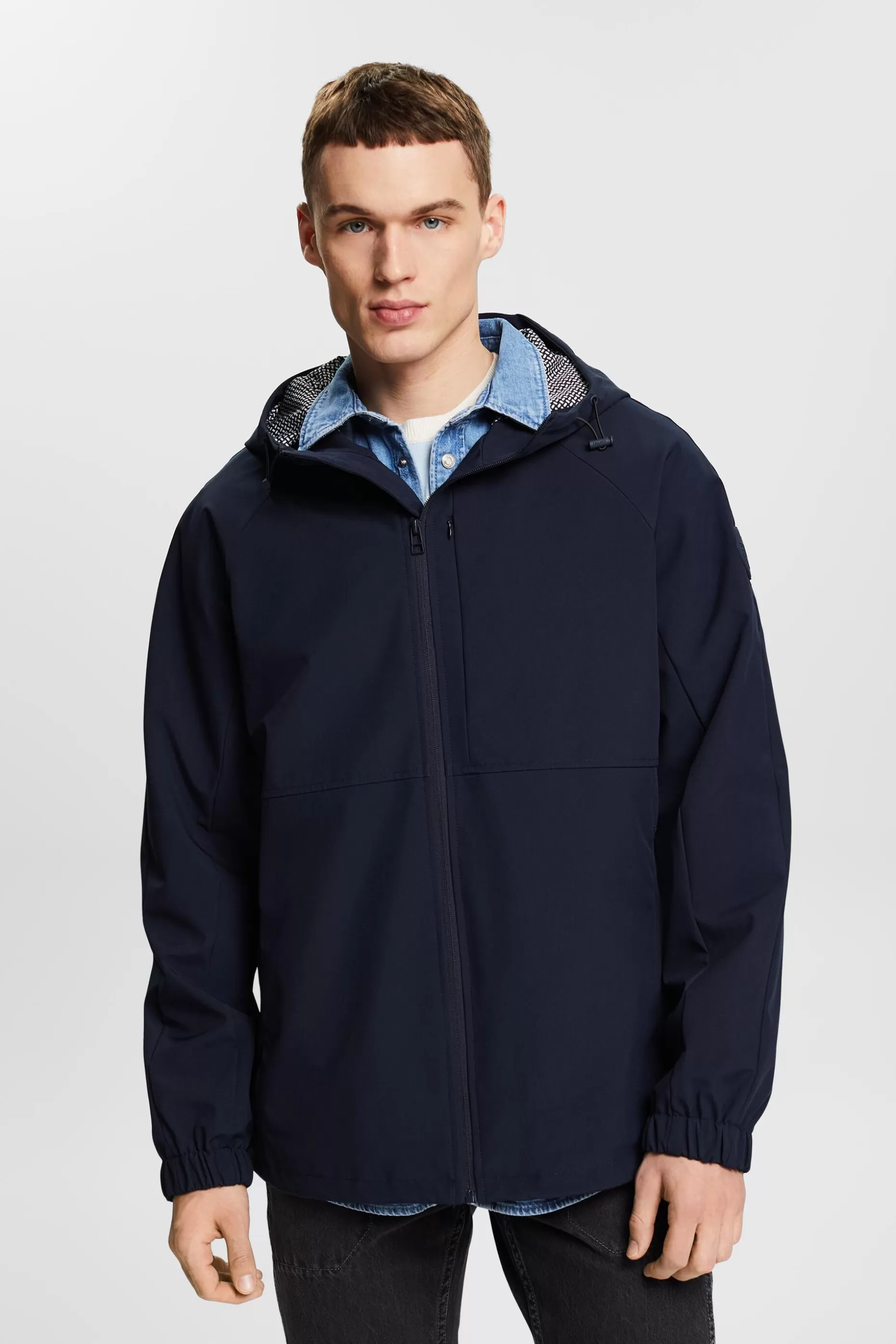 ESPRIT Hooded Softshell Jacket at our Online Shop *Men Jackets + Coats