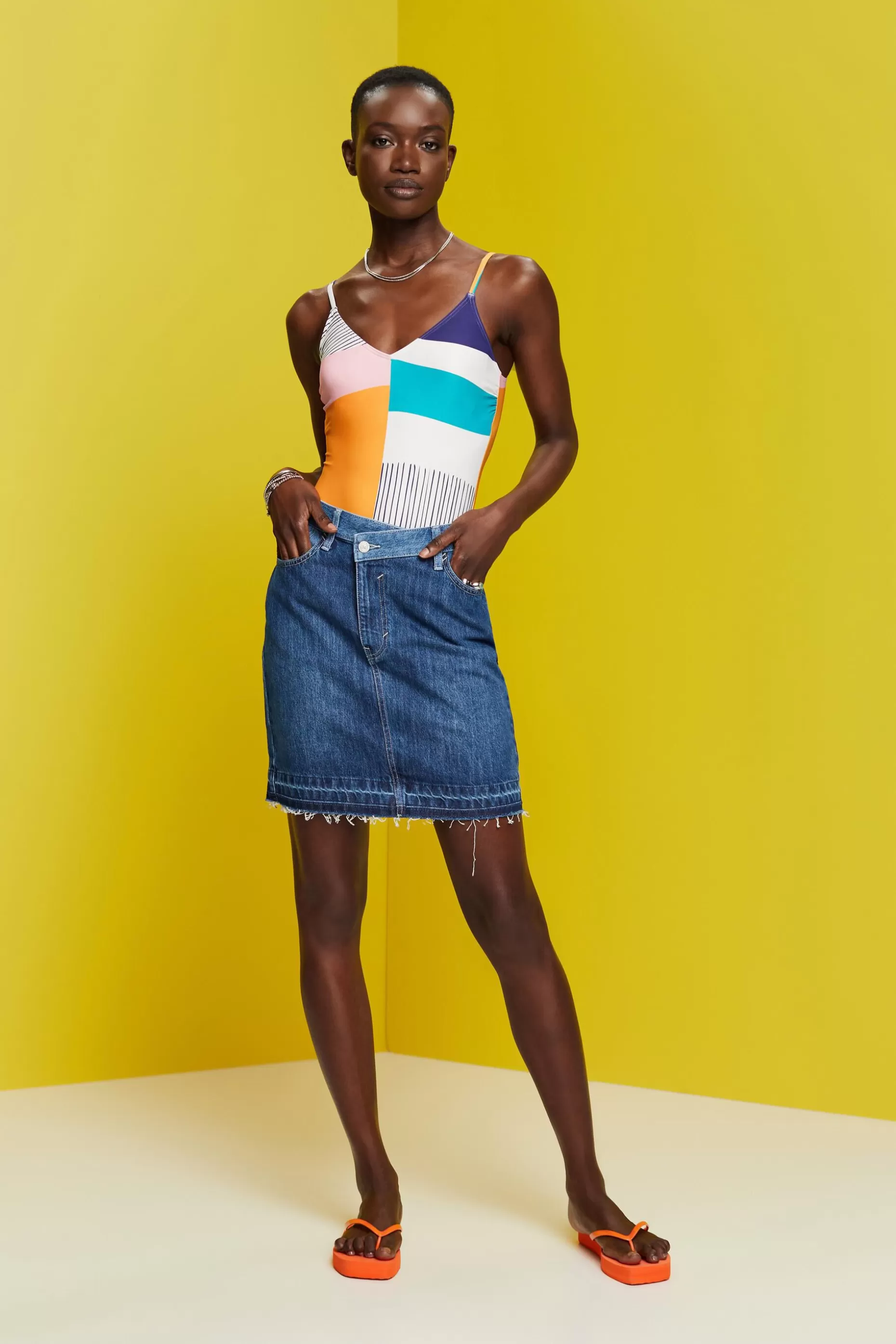 ESPRIT Jeans mini skirt with an asymmetric hem at our Online Shop *Women Skirts + Shorts