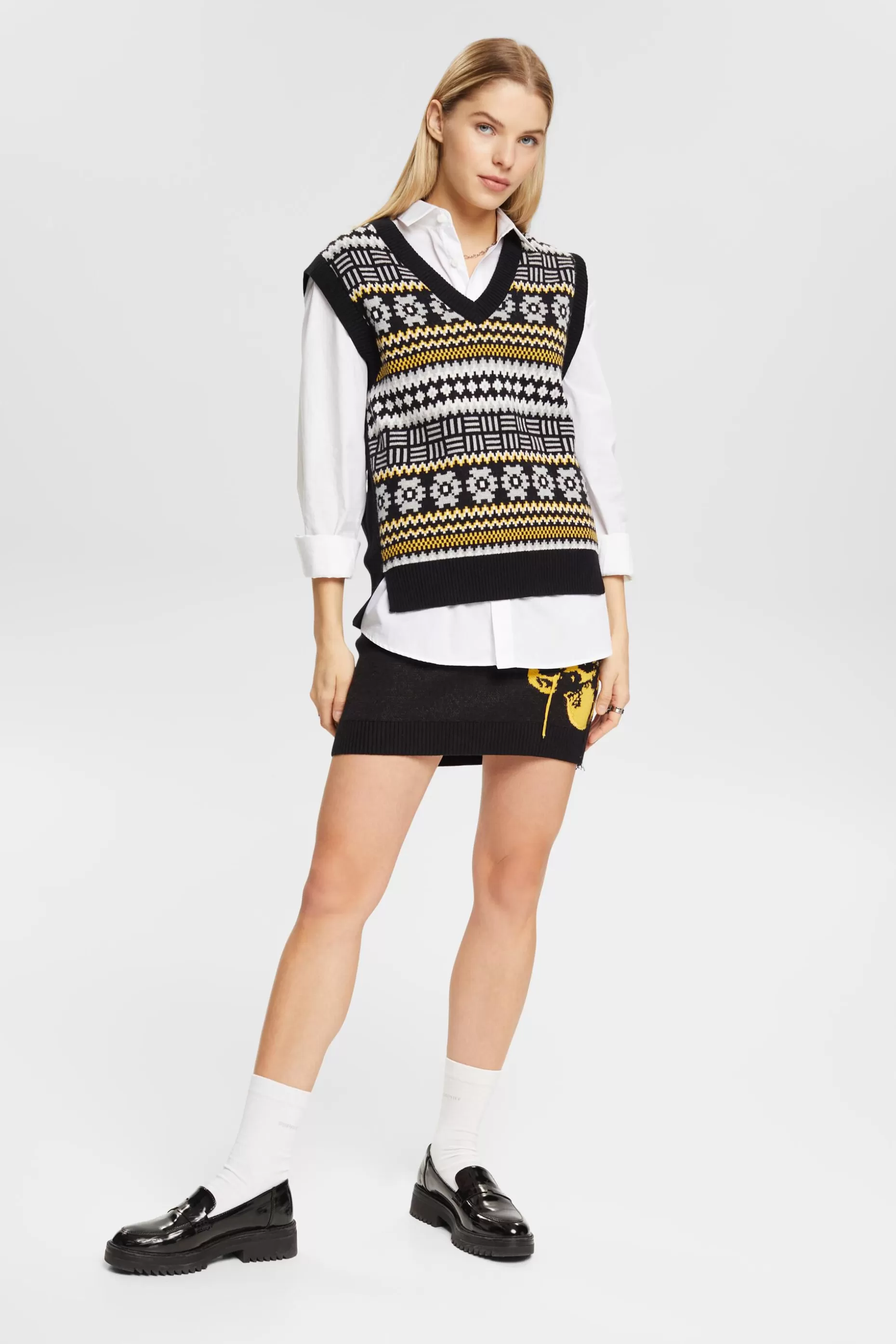 ESPRIT Knitted mini skirt with floral jacquard at our Online Shop *Boys Boys