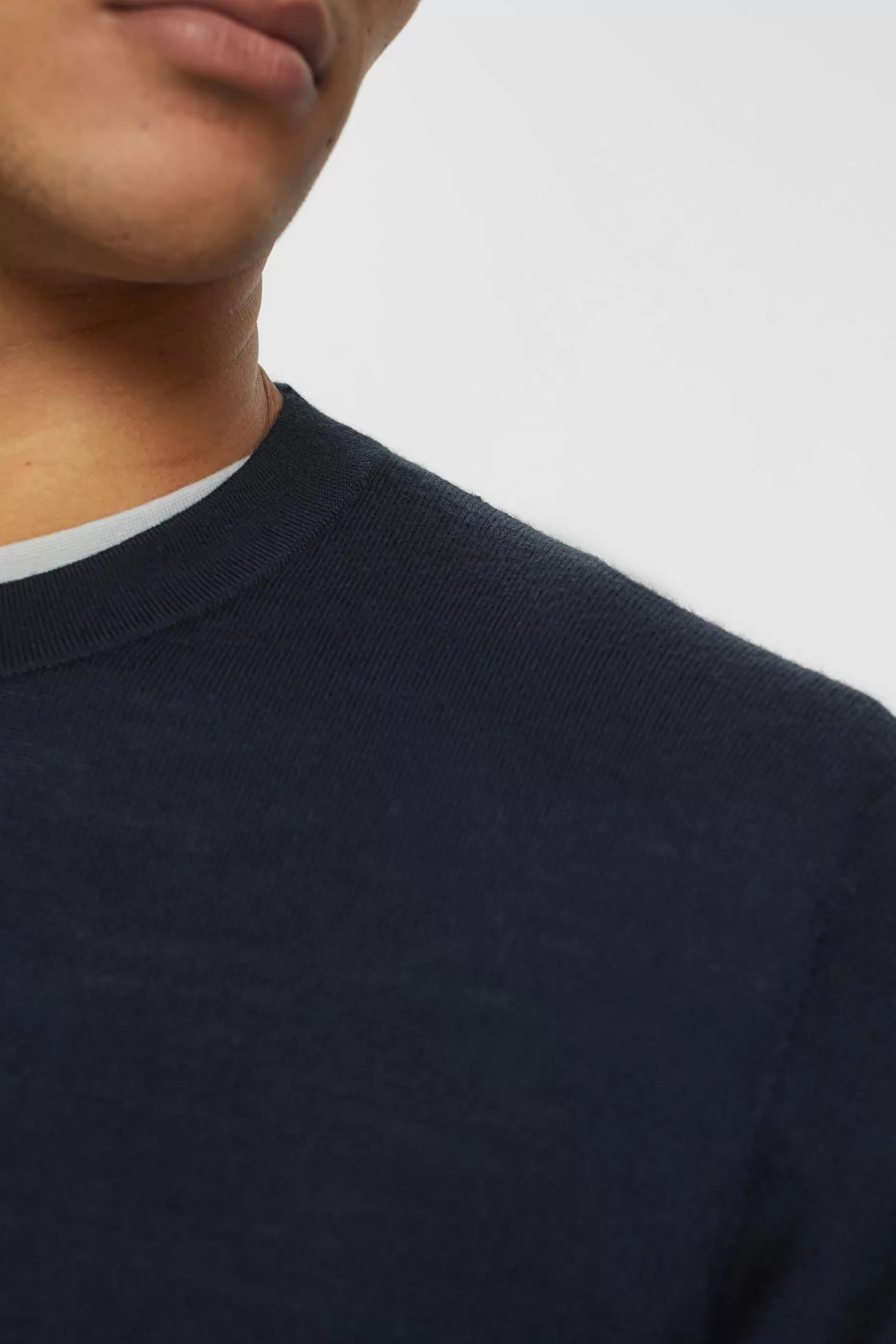 ESPRIT Knitted wool sweater at our Online Shop *Men Tops