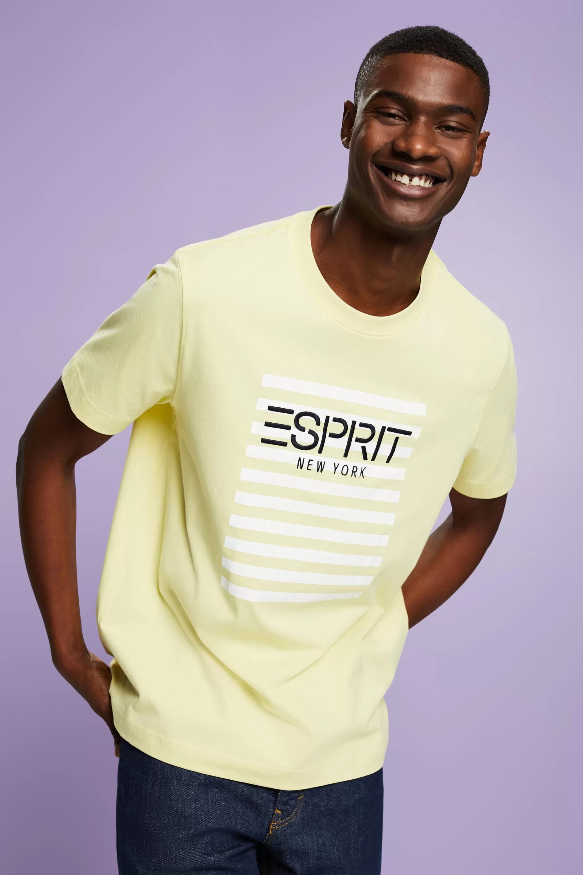 ESPRIT Logo Crewneck T-Shirt at our Online Shop *Men Premium Picks