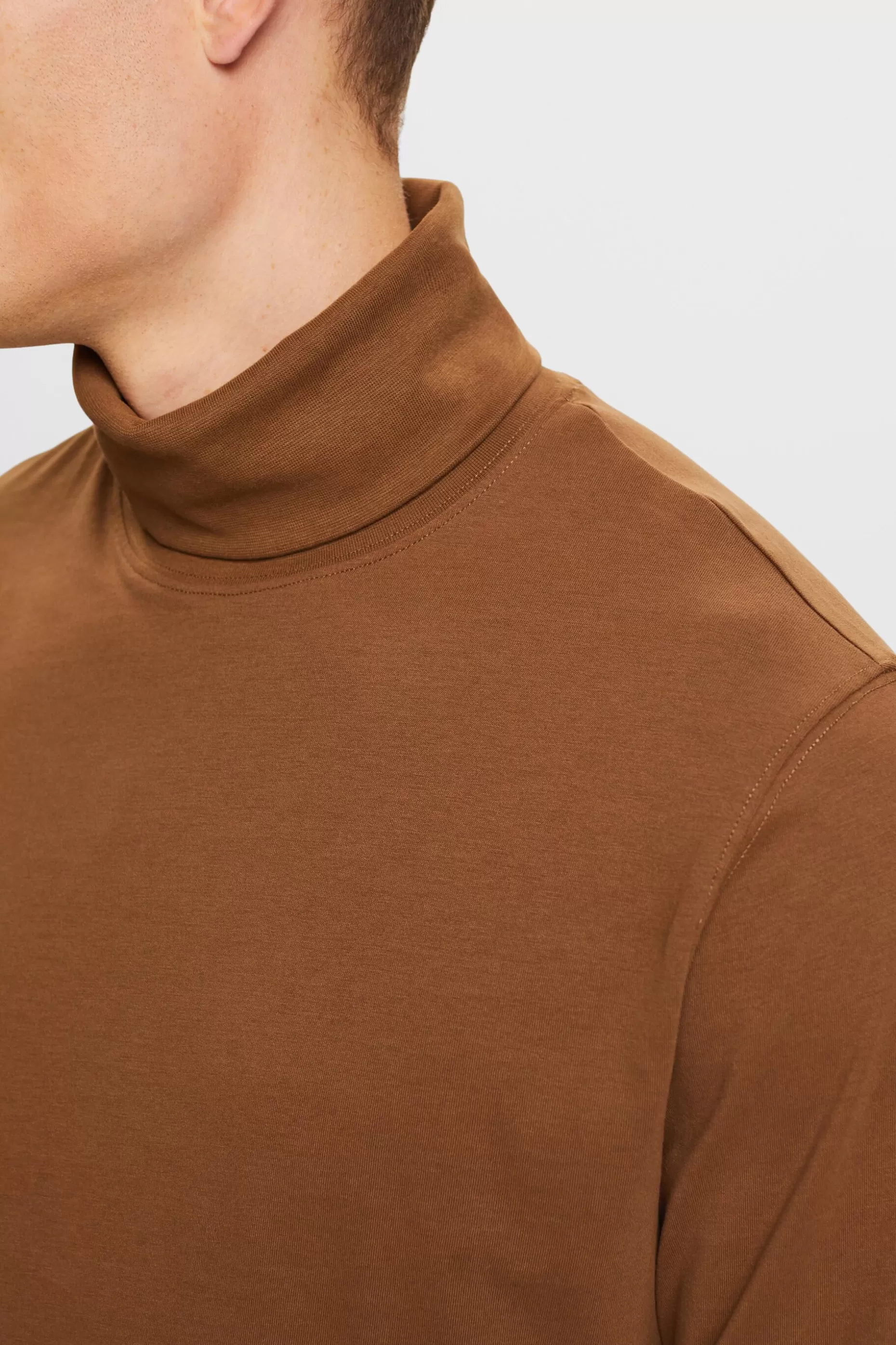 ESPRIT Long-Sleeve Cotton Turtleneck at our Online Shop *Men T-Shirts + Polos