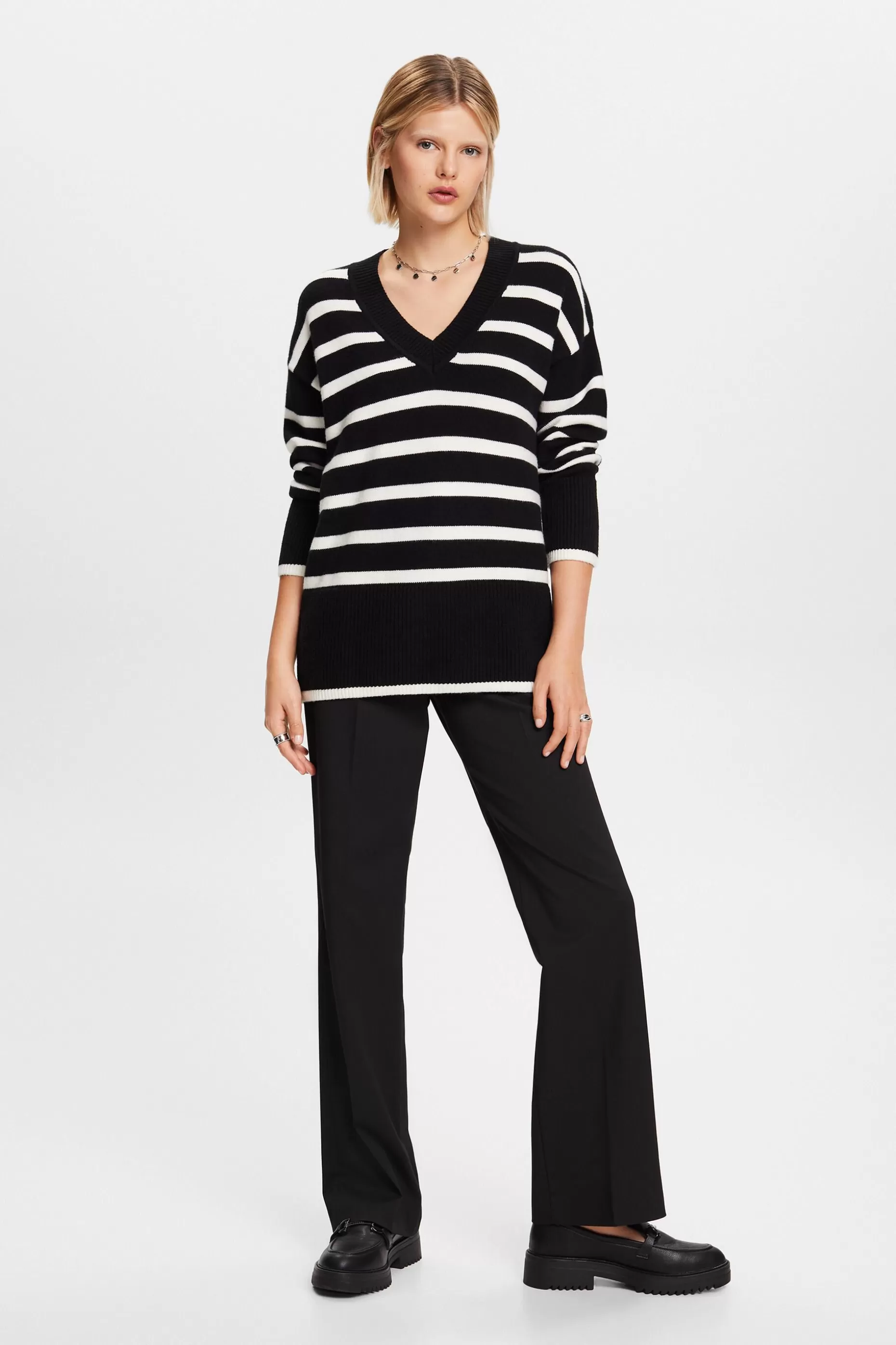 ESPRIT Long-Sleeve V-Neck Sweater at our Online Shop *Women Sweaters