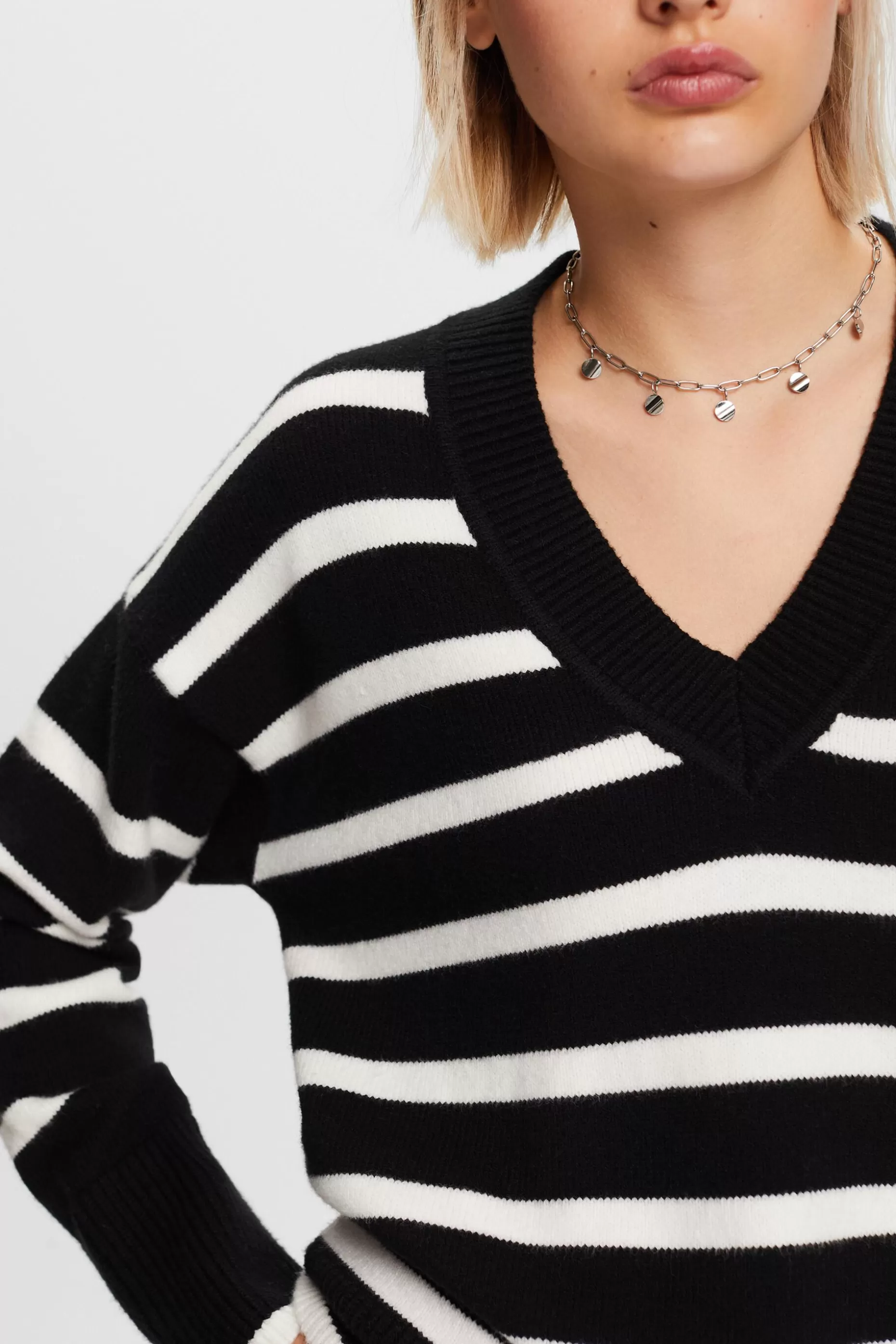 ESPRIT Long-Sleeve V-Neck Sweater at our Online Shop *Women Sweaters