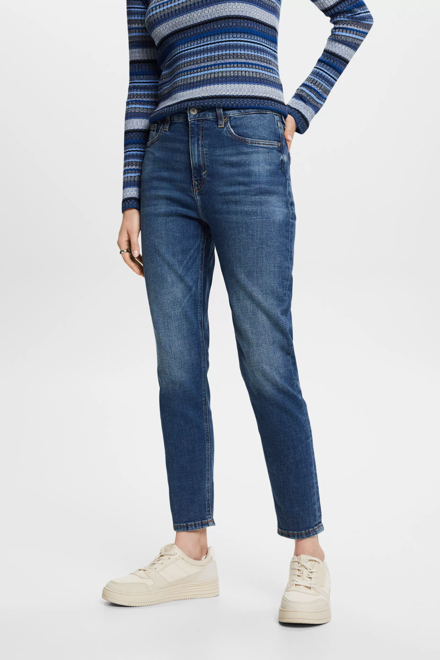ESPRIT Mid-Rise Retro Classic Jeans at our Online Shop *Women Denim