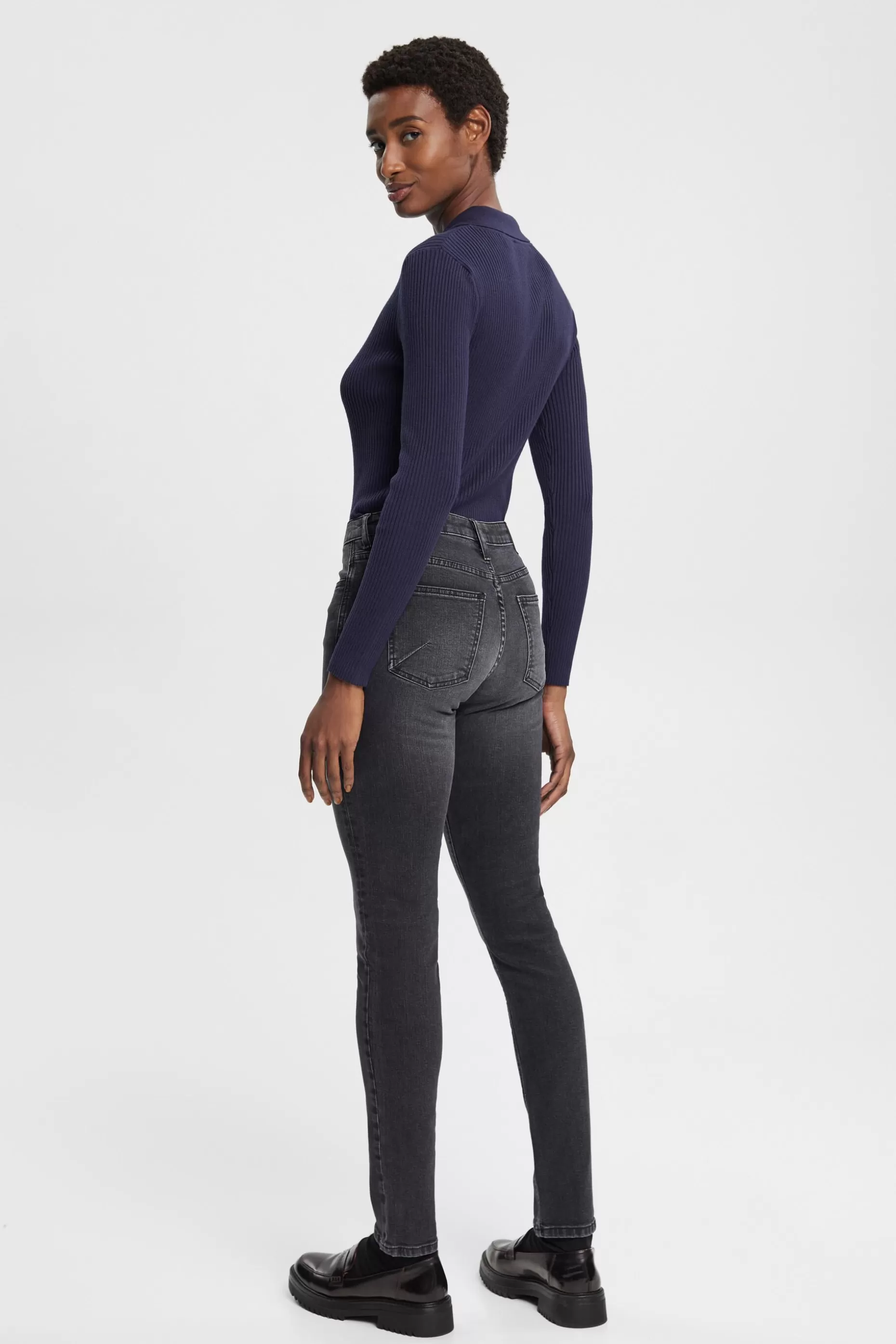 ESPRIT Mid-rise slim fit stretch jeans at our Online Shop *Women Bottoms