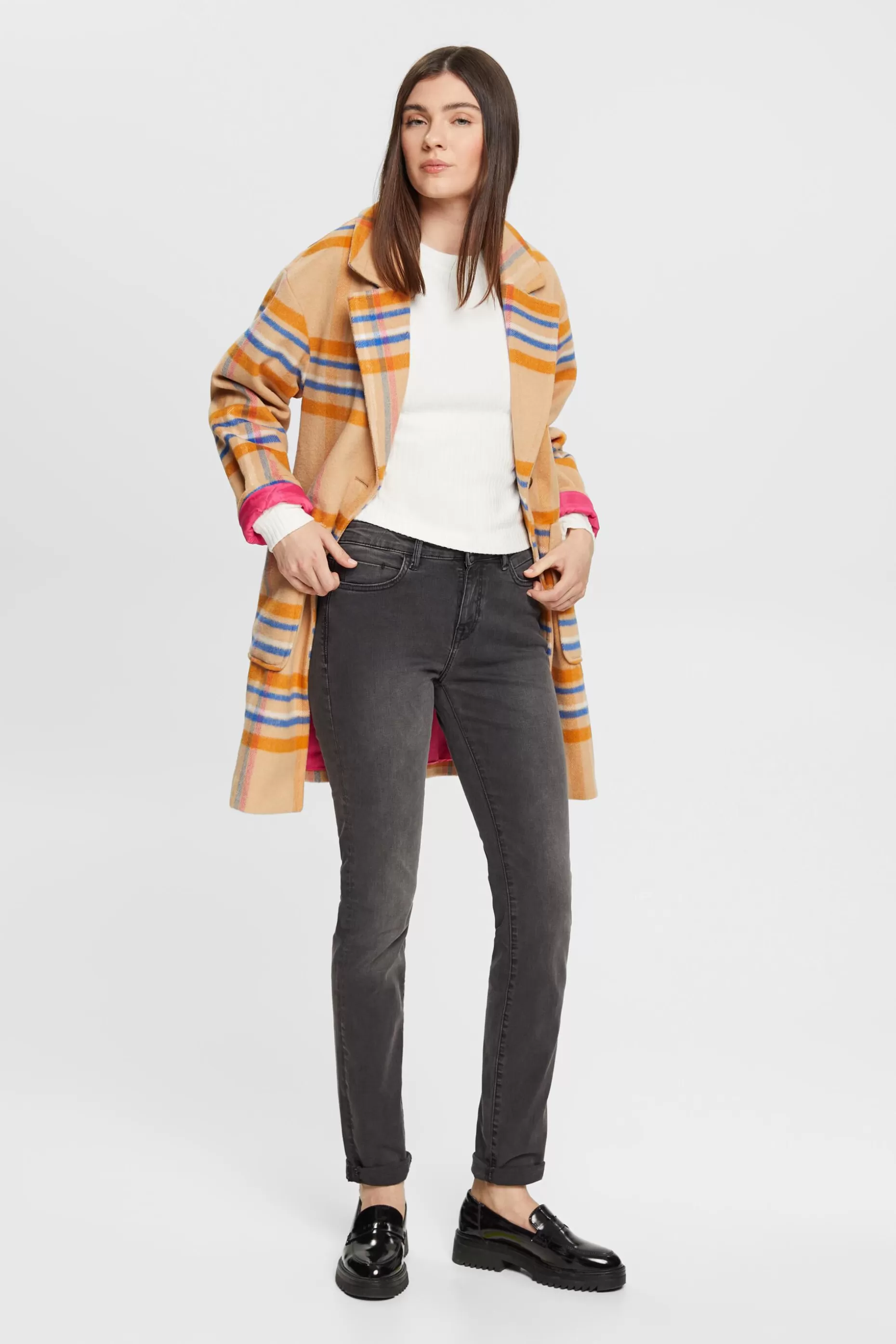 ESPRIT Mid-rise slim fit stretch jeans, Dual Max at our Online Shop *Women Bottoms