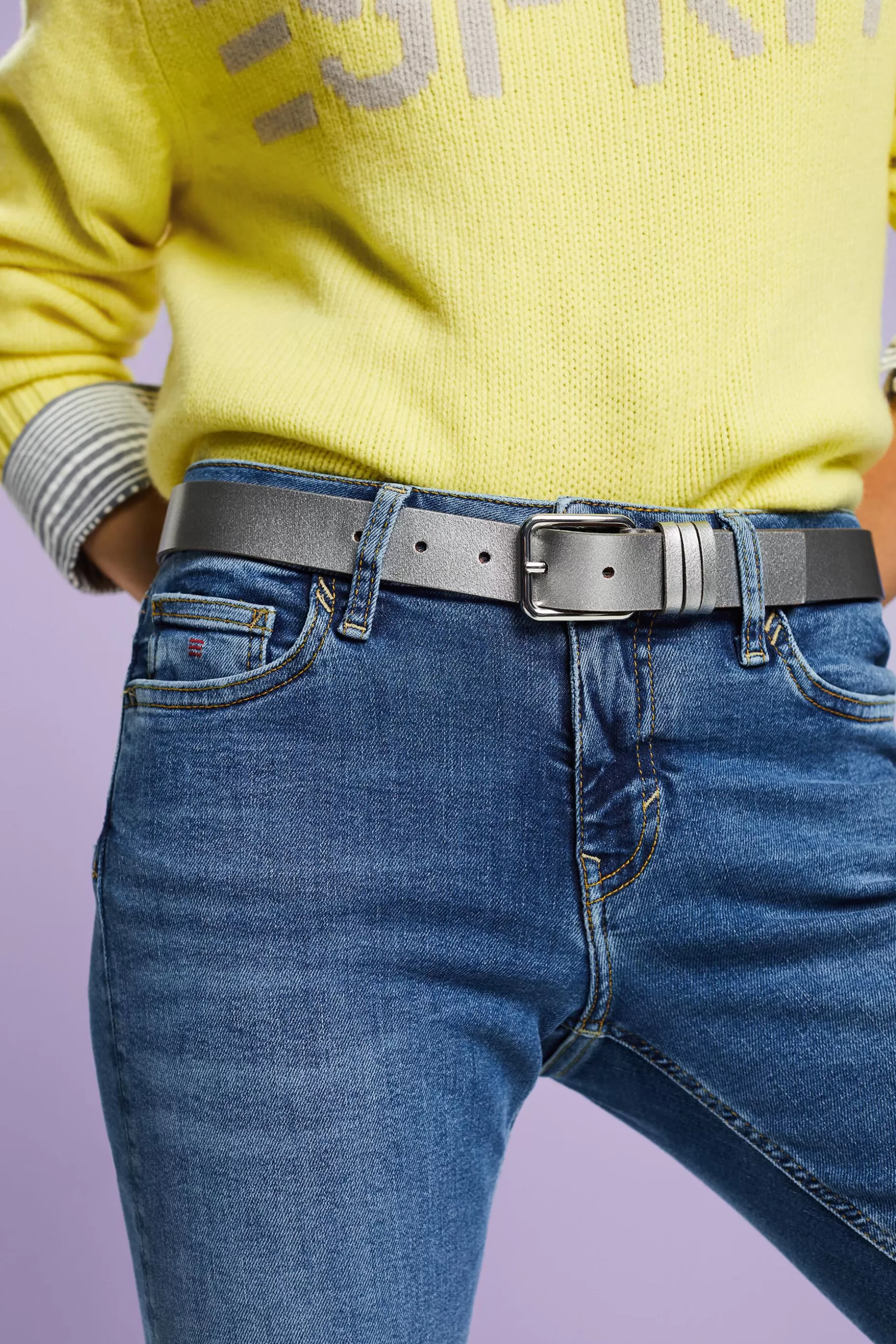 ESPRIT Mid-Rise Slim Jeans at our Online Shop *Women Denim