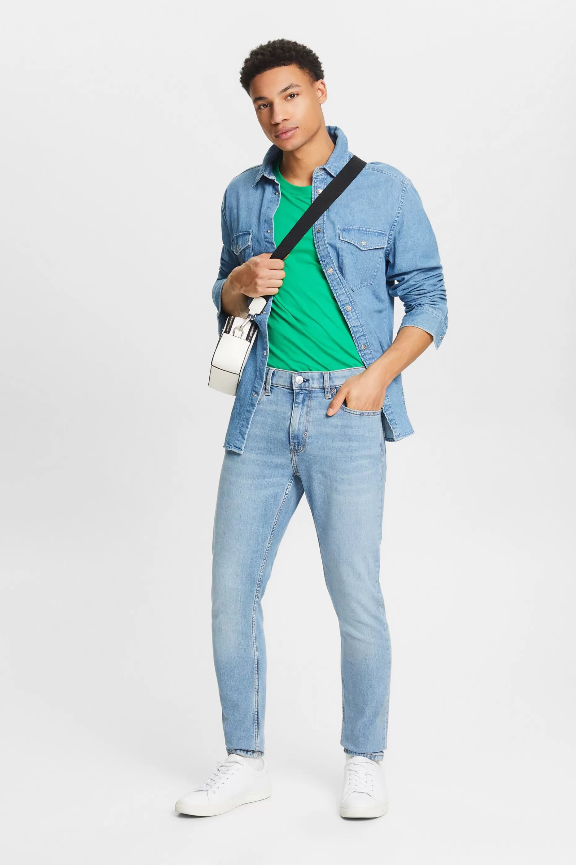 ESPRIT Mid-Rise Slim Tapered Jeans at our Online Shop *Men Denim