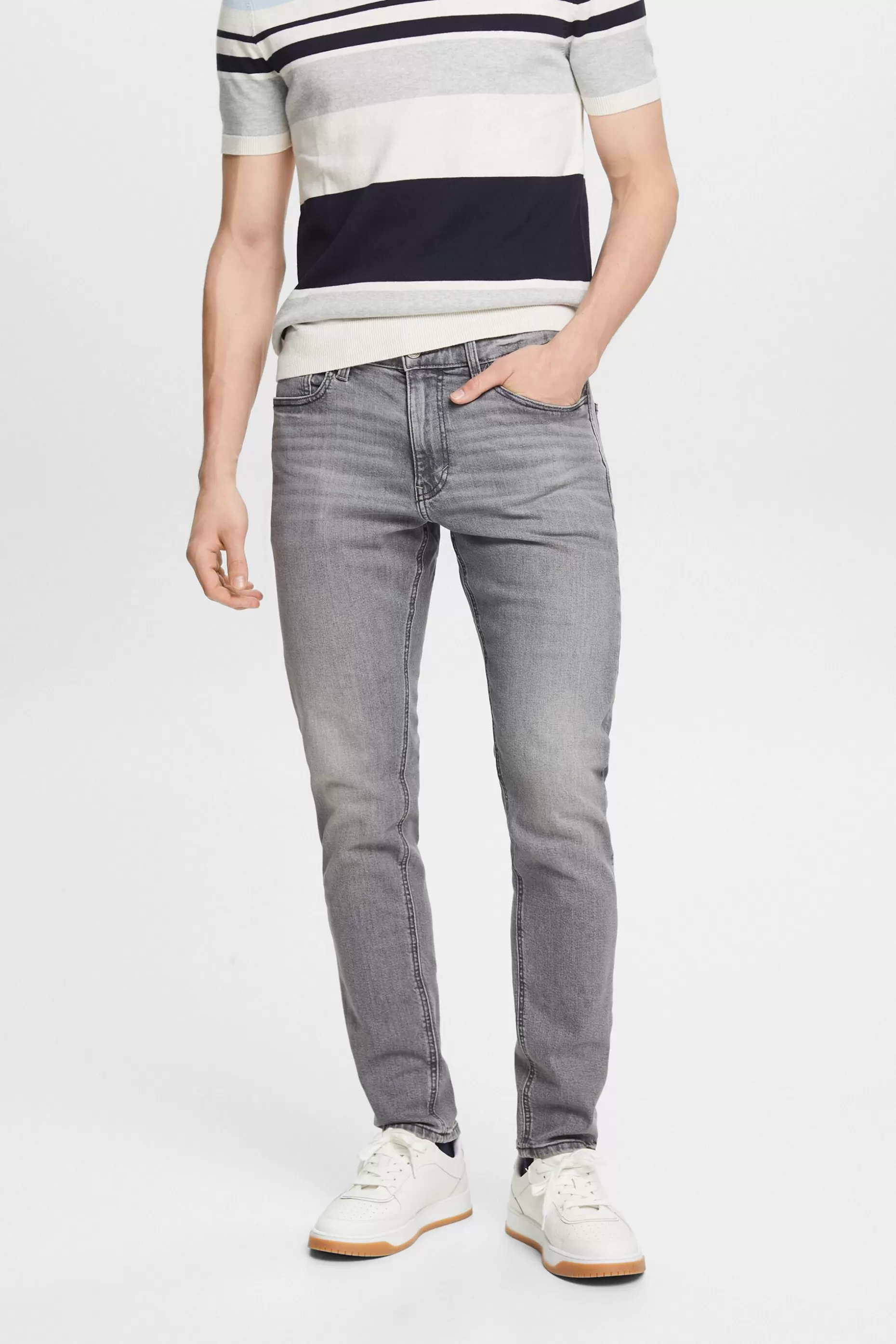 ESPRIT Mid-Rise Slim Tapered Jeans at our Online Shop *Men The Pastel Edit