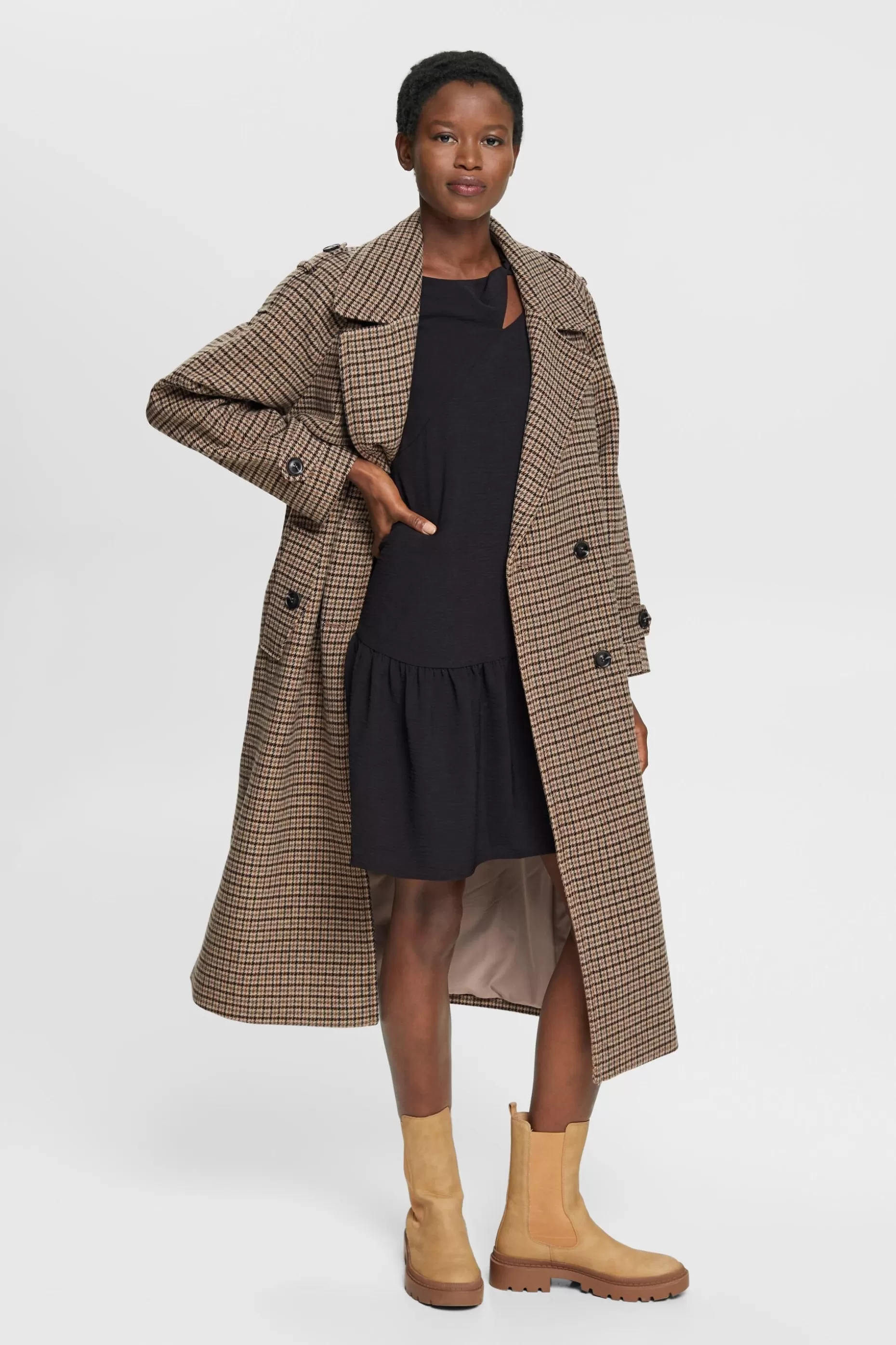 ESPRIT Mini dress with cut-out at our Online Shop *Women Dresses + Jumpsuits