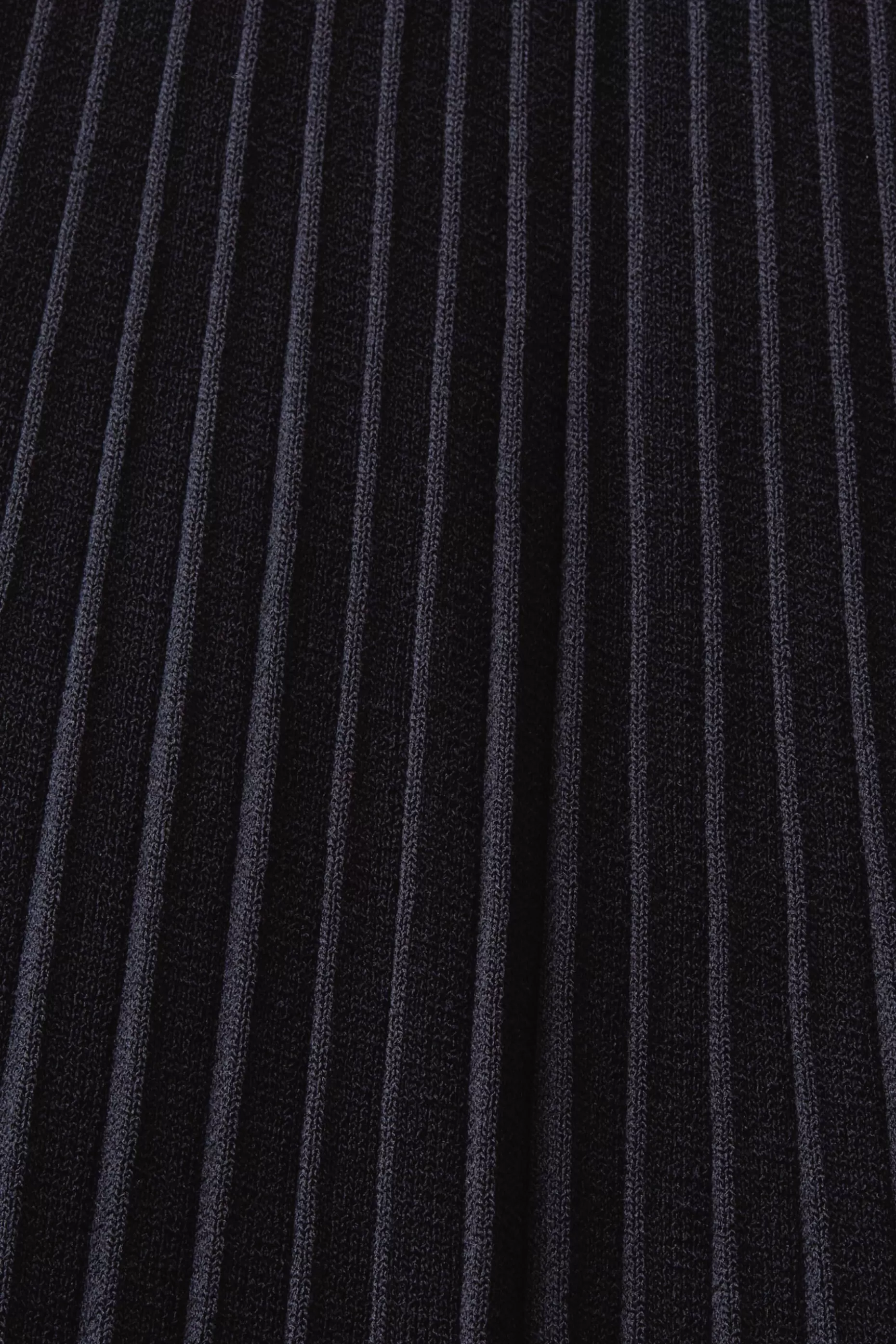 ESPRIT Mockneck pleated midi dress with short-sleeves at our Online Shop * Sale Above $75+