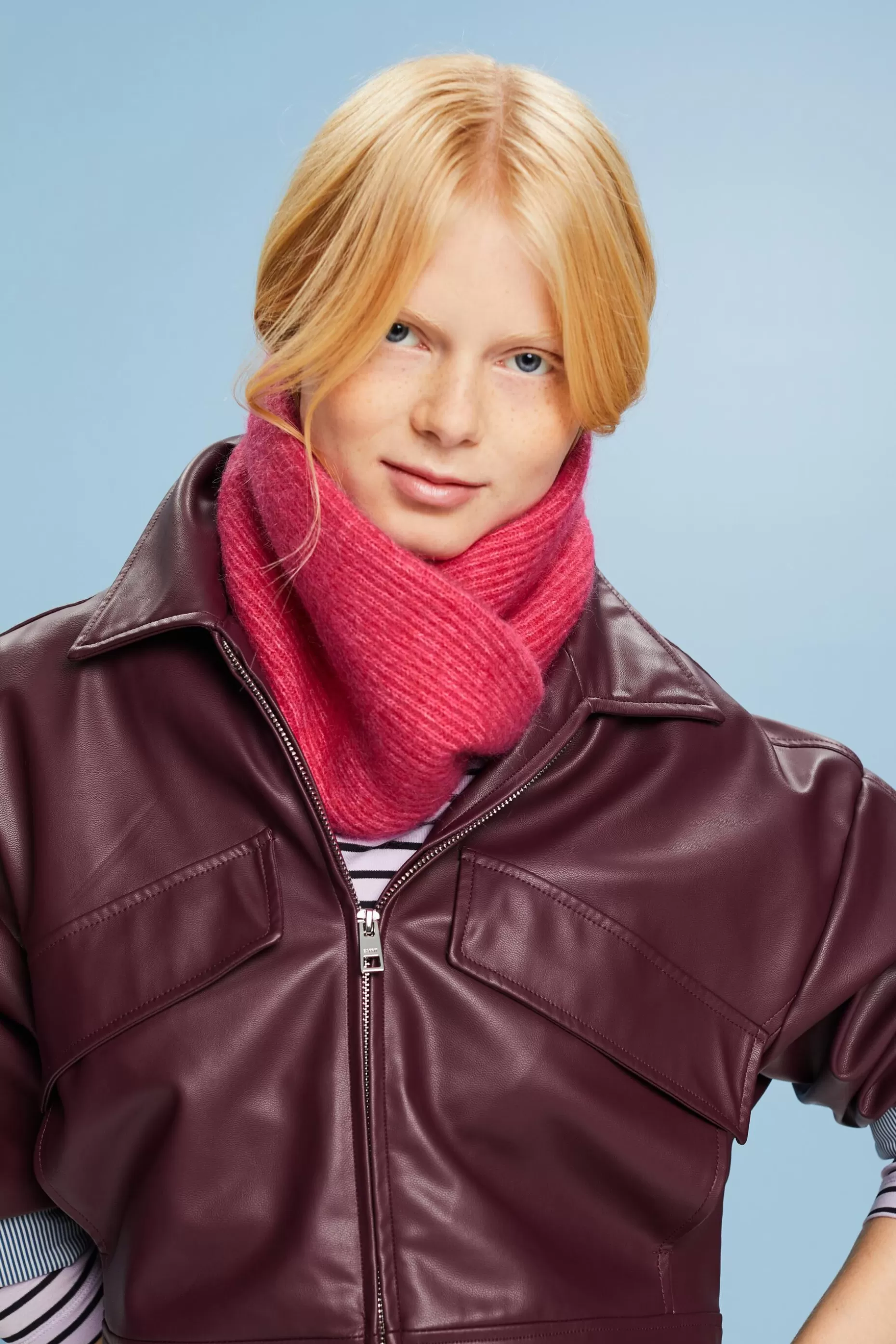 ESPRIT Mohair-Wool Blend Twisted Loop Scarf at our Online Shop *Women Scarves