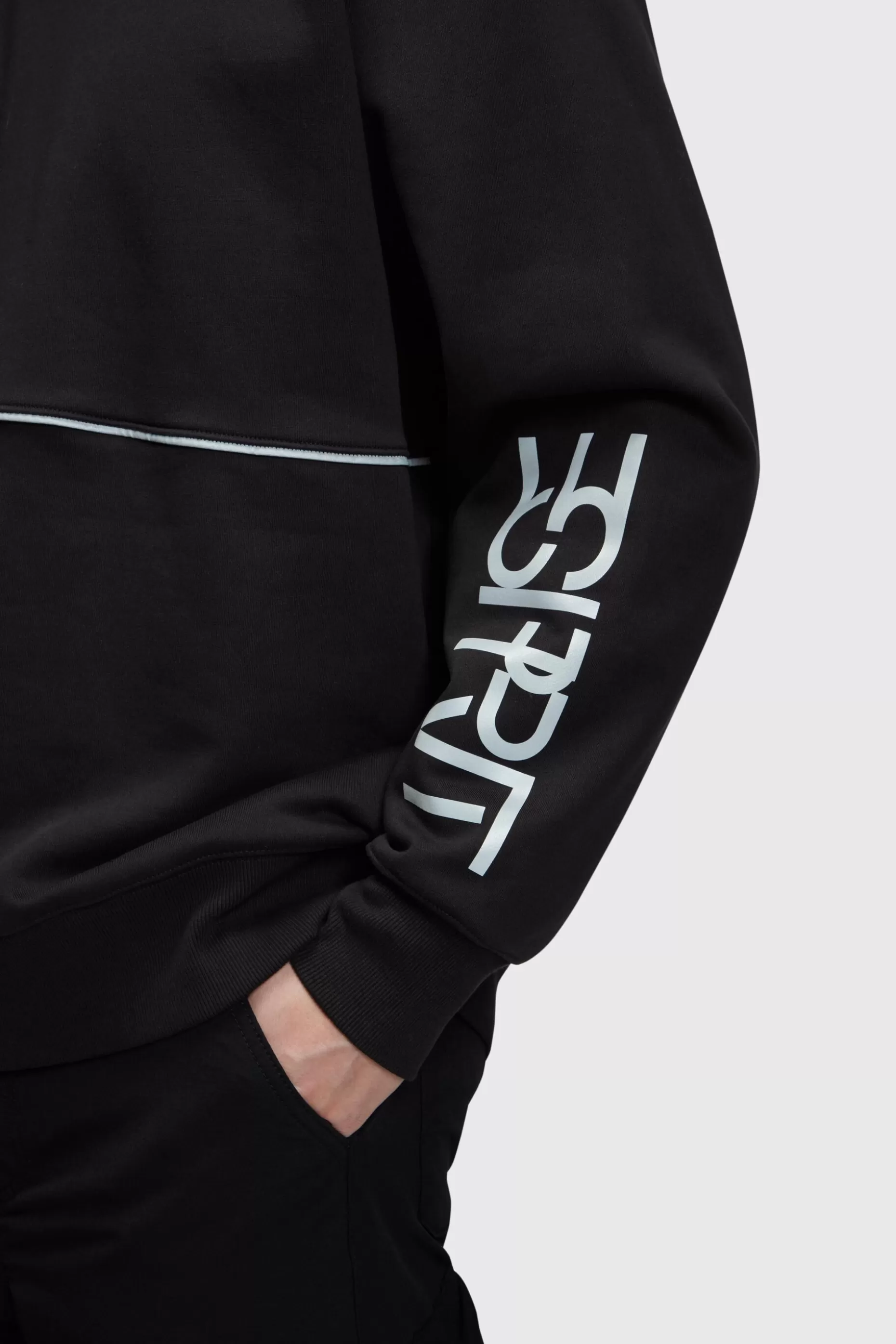 ESPRIT Oversized logo print sweatshirt at our Online Shop *Boys Boys