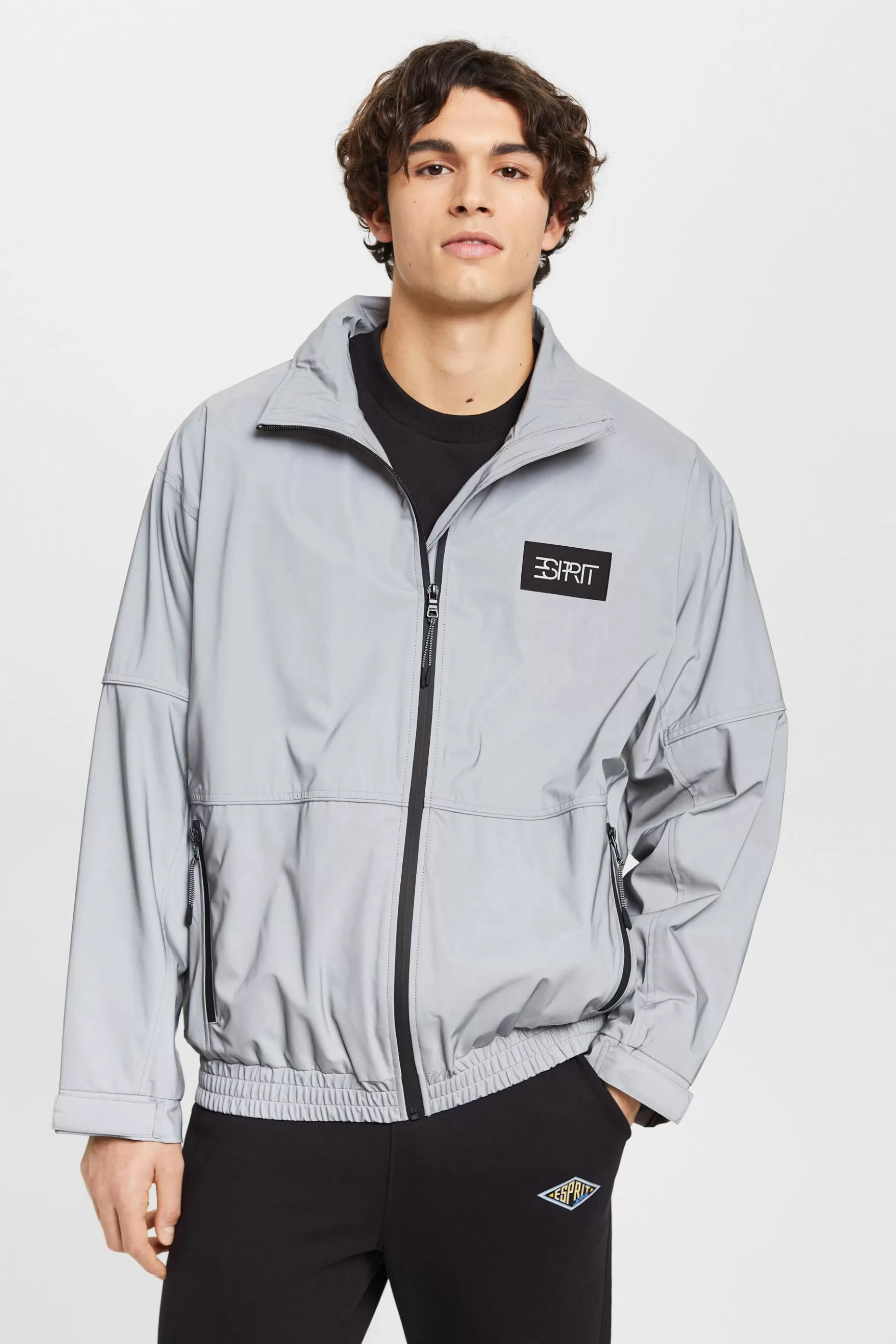 ESPRIT Oversized windbreaker jacket at our Online Shop *Men Jackets + Coats