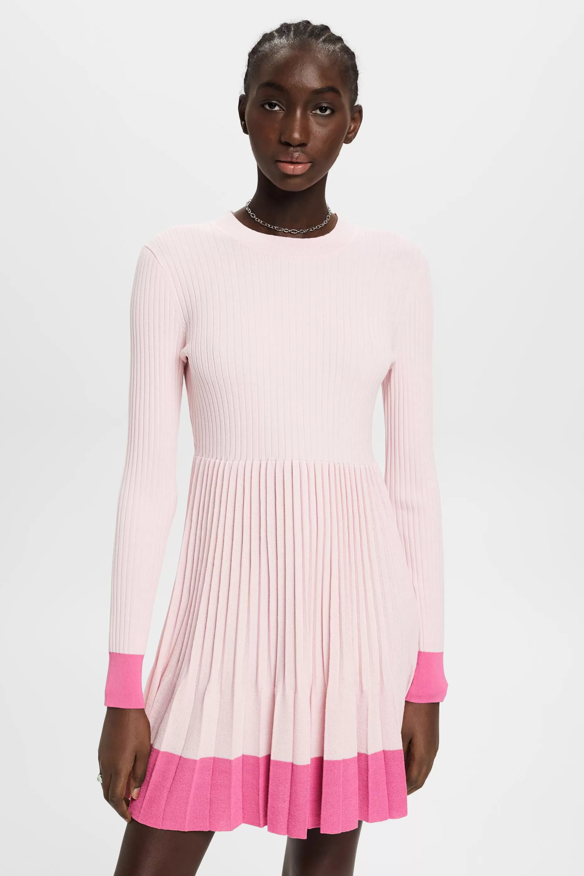 ESPRIT Pleated mini dress with long-sleeves & crewneck at our Online Shop *Women Dresses + Jumpsuits