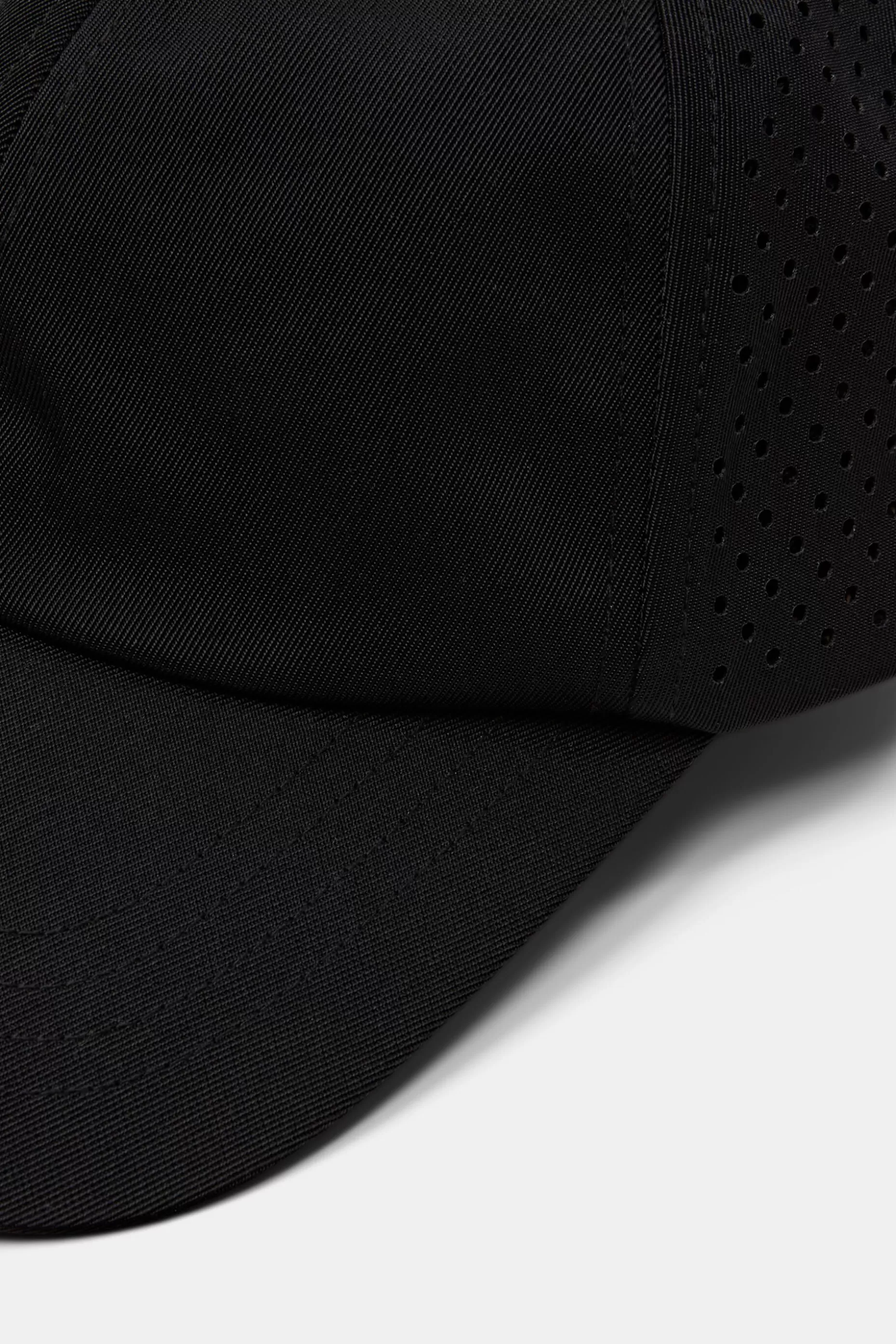 ESPRIT Printed Baseball Cap at our Online Shop *Men Hats