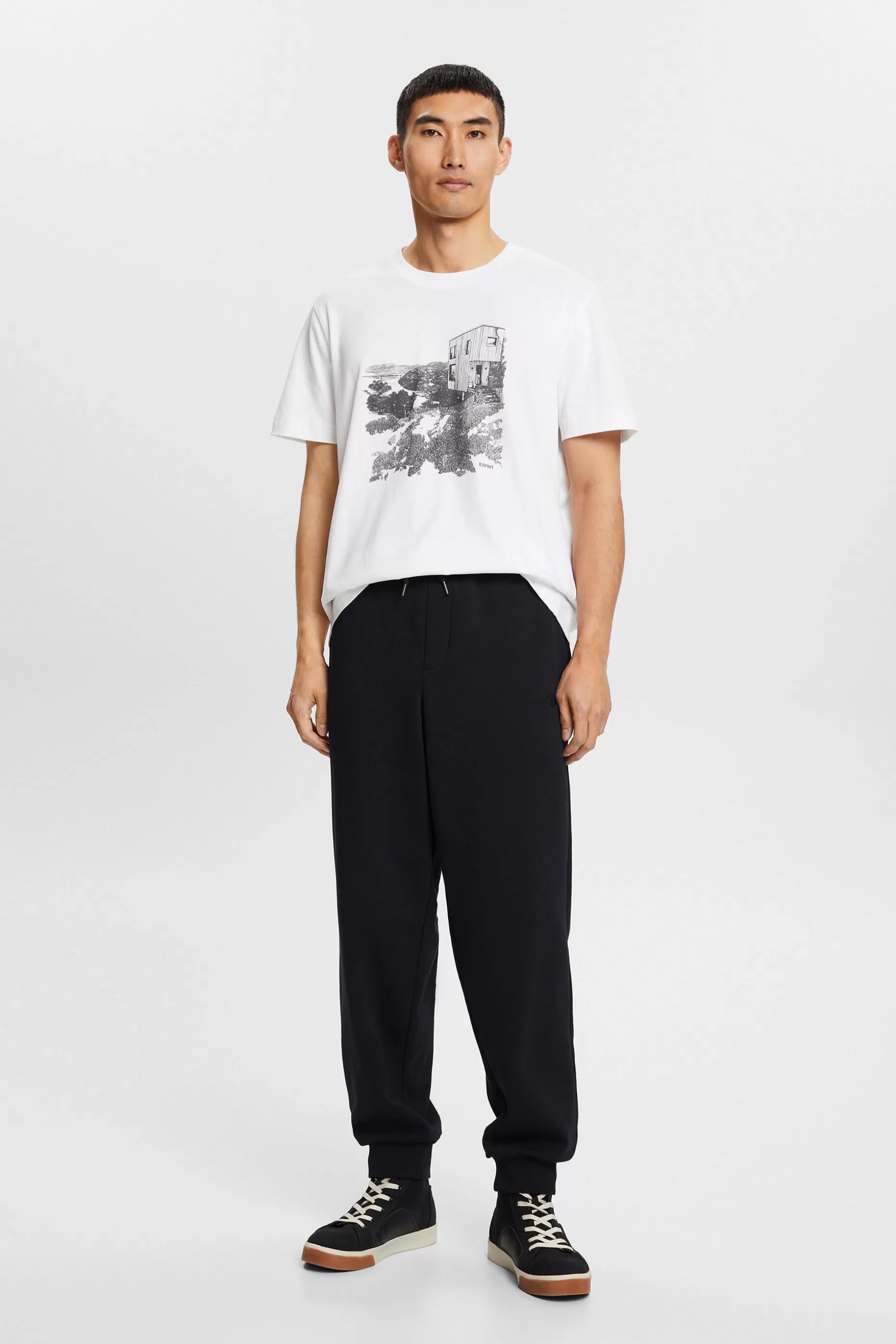 ESPRIT Printed Graphic T-Shirt at our Online Shop *Men T-Shirts + Polos