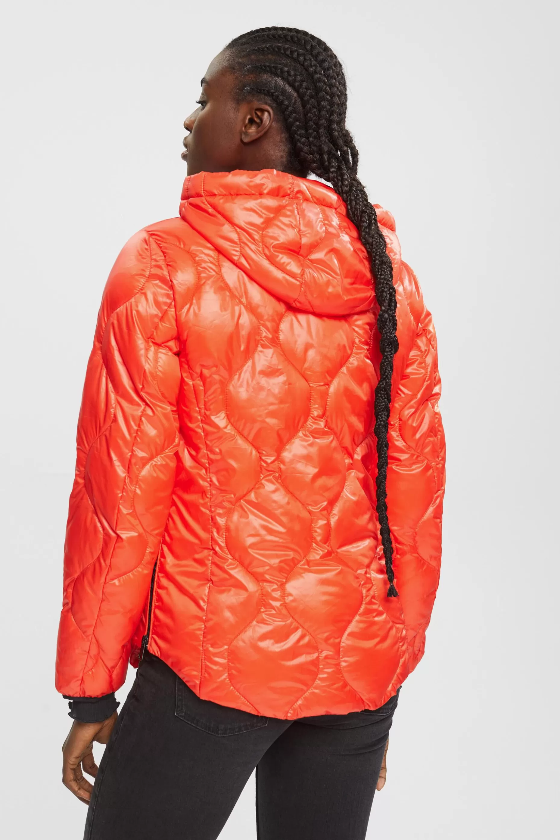 ESPRIT Quilted puffer jacket with a hood at our Online Shop *Women Clearance 60%-70% Off