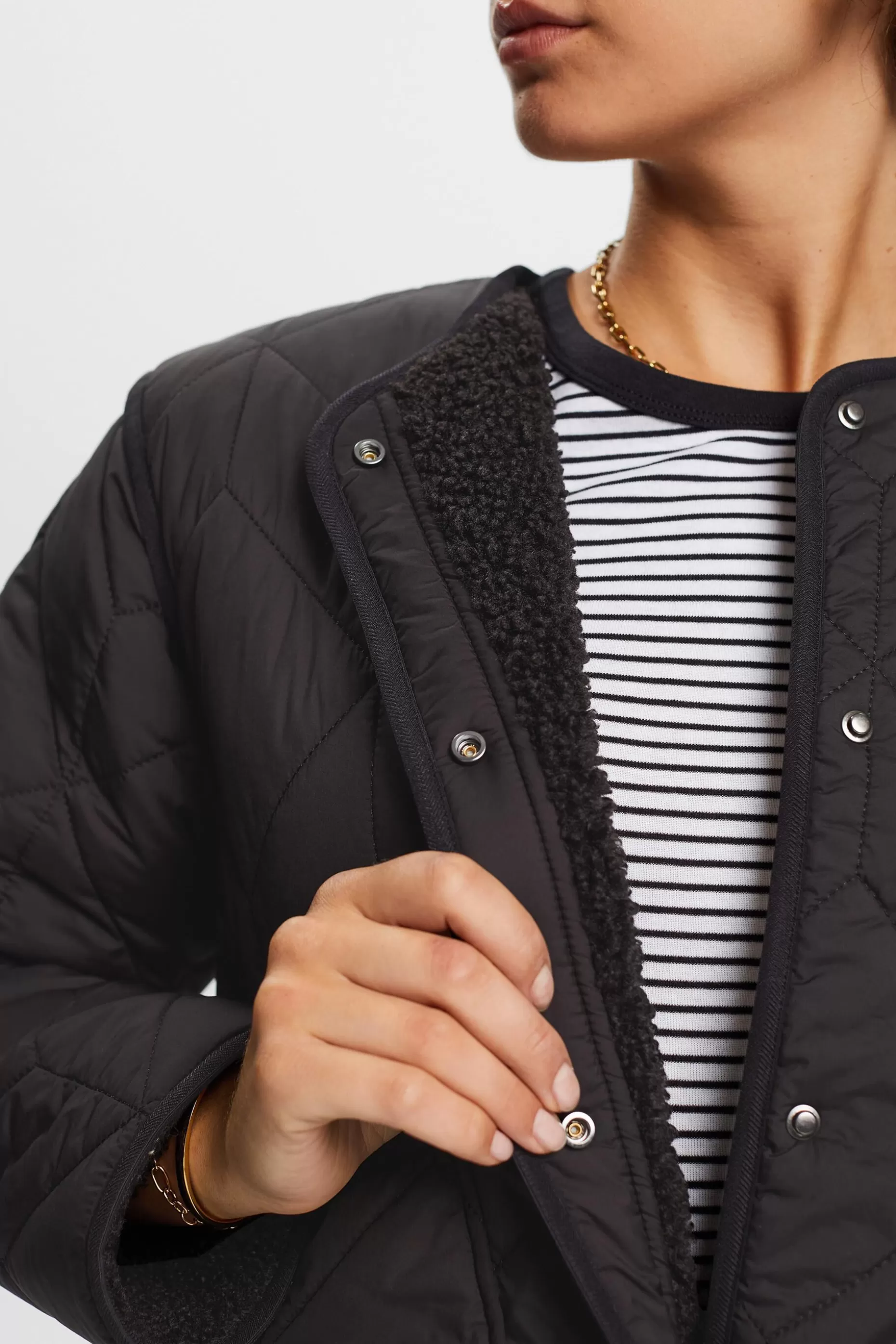 ESPRIT Recycled: quilted jacket with teddy lining at our Online Shop *Women Clearance 60%-70% Off