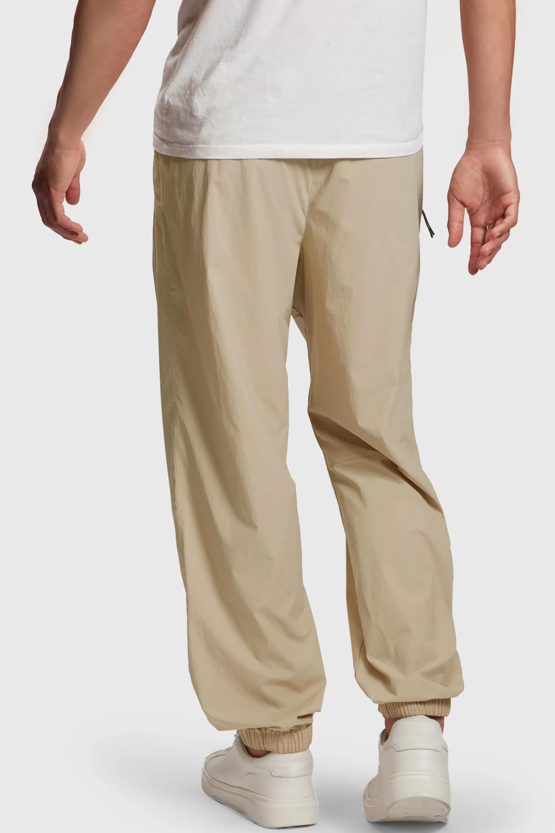 ESPRIT Relaxed fit joggers at our Online Shop *Men Pants + Joggers